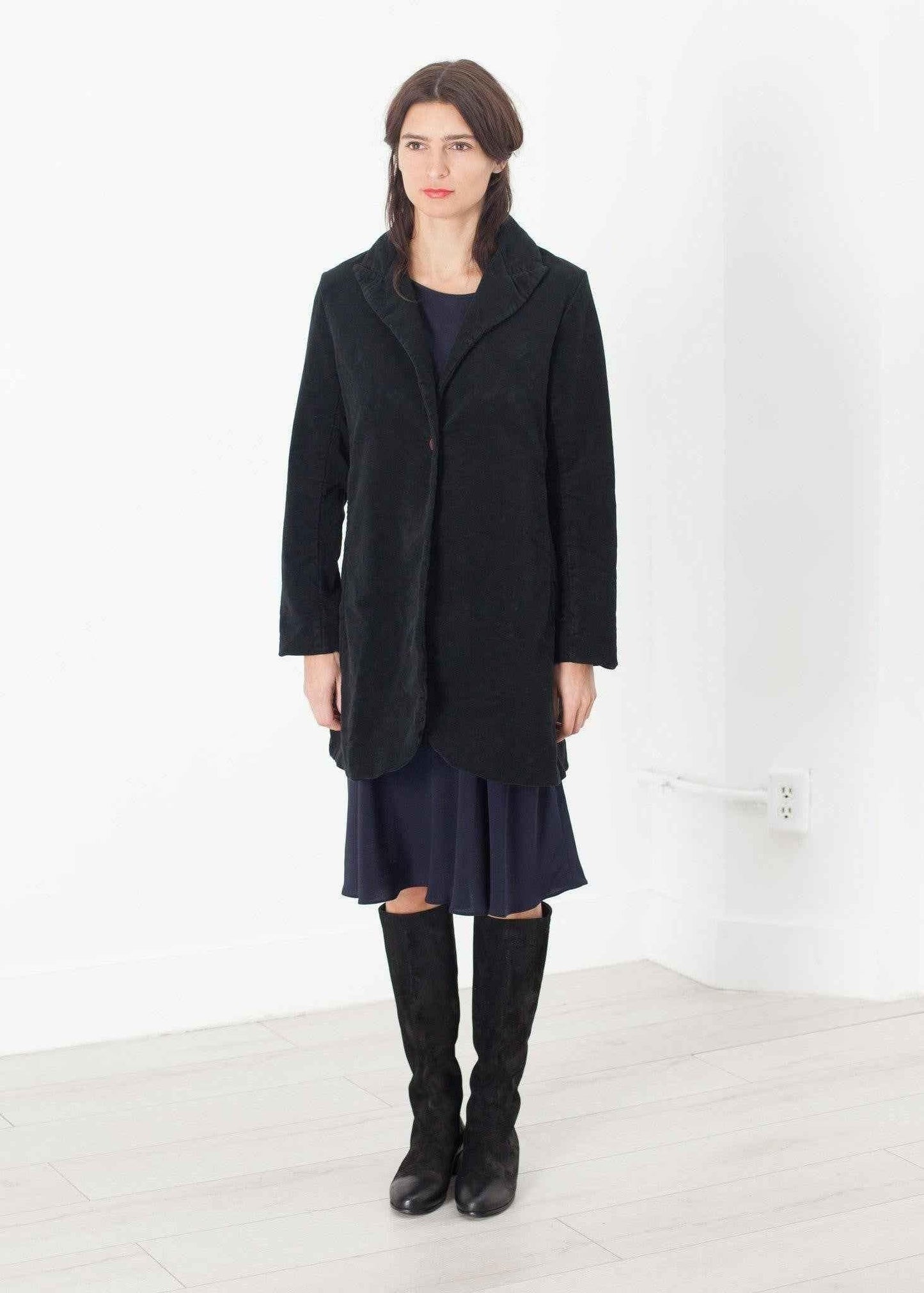 Griffon Coat in Black.