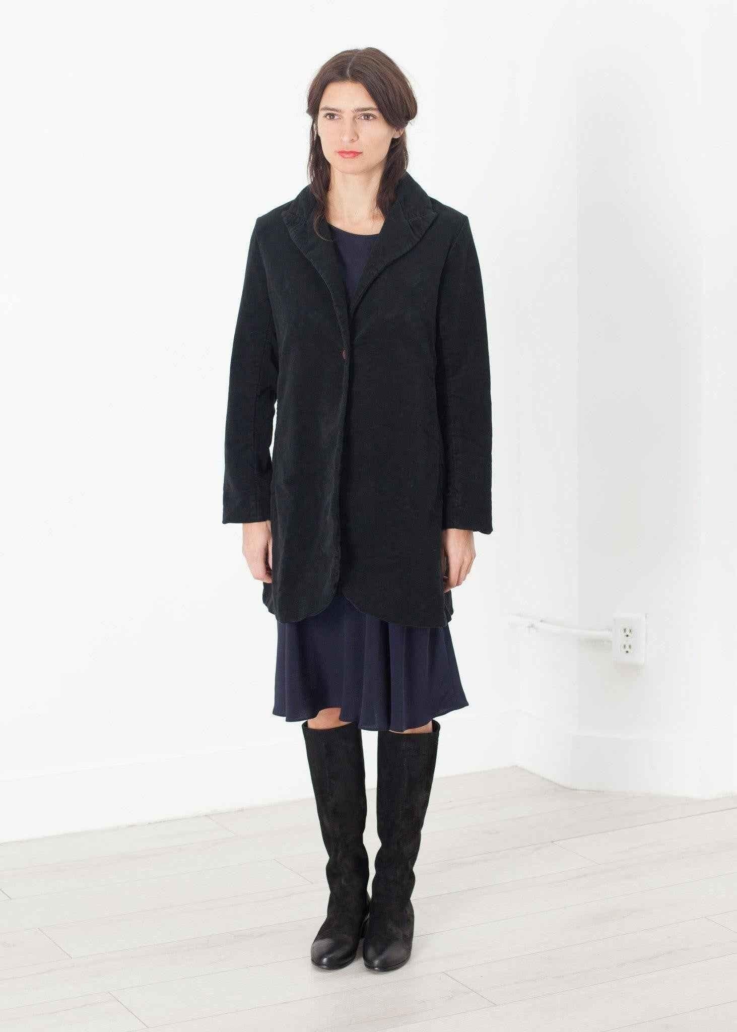 Griffon Coat in Black.