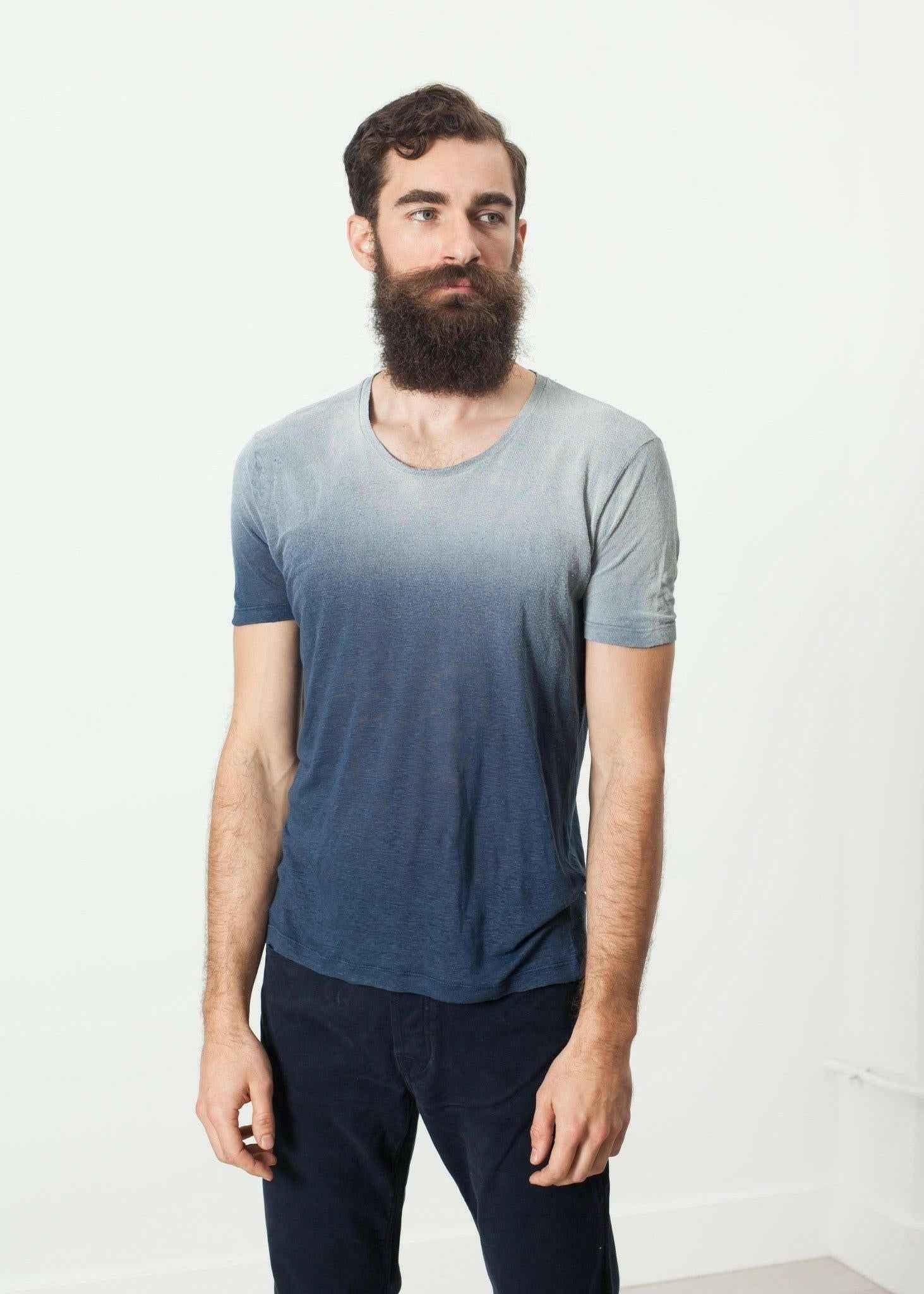 Overprint T-Shirt in Navy.