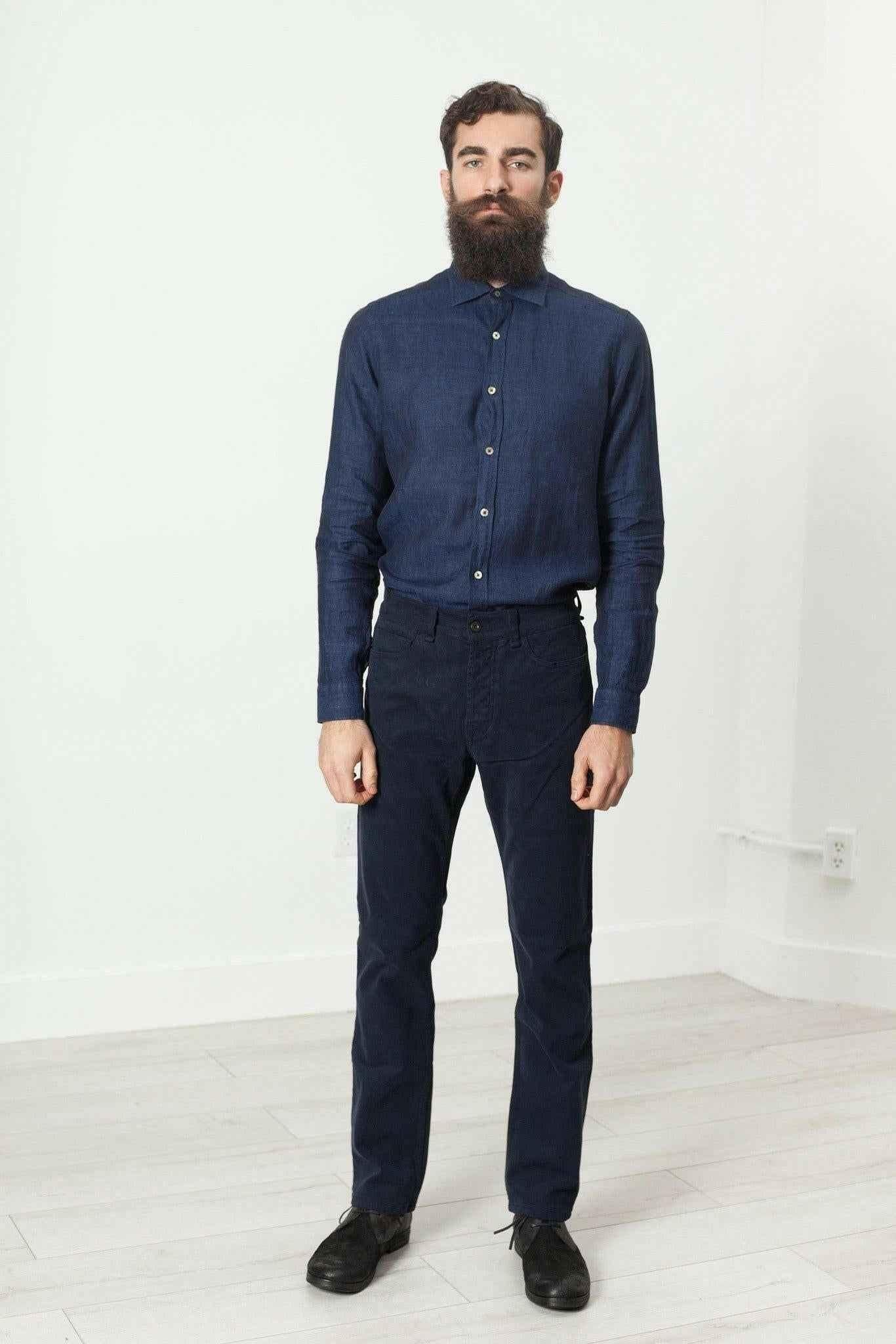 Alex Twill Pant in Navy.