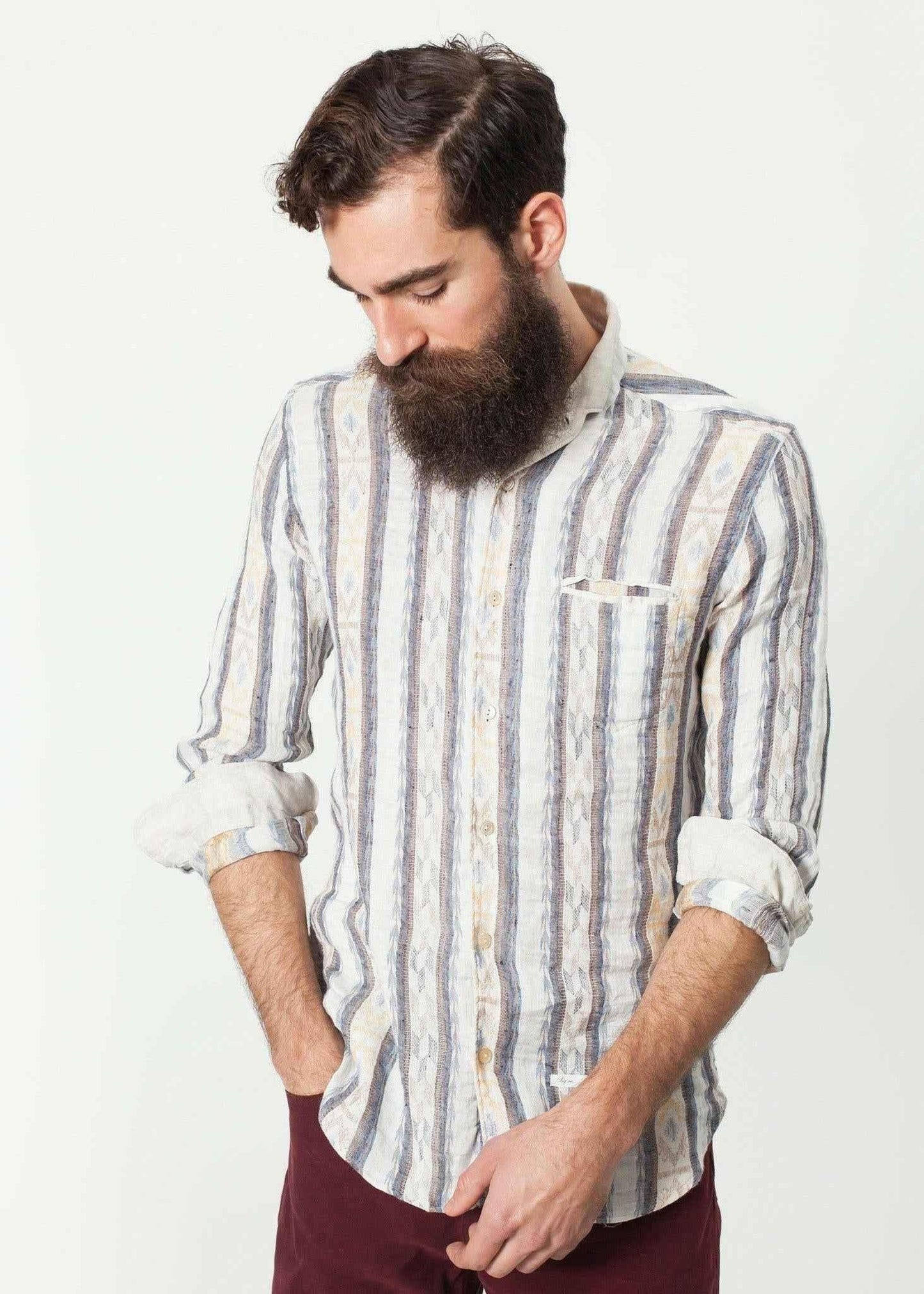 Linen Western Shirt in Beige/Blue.