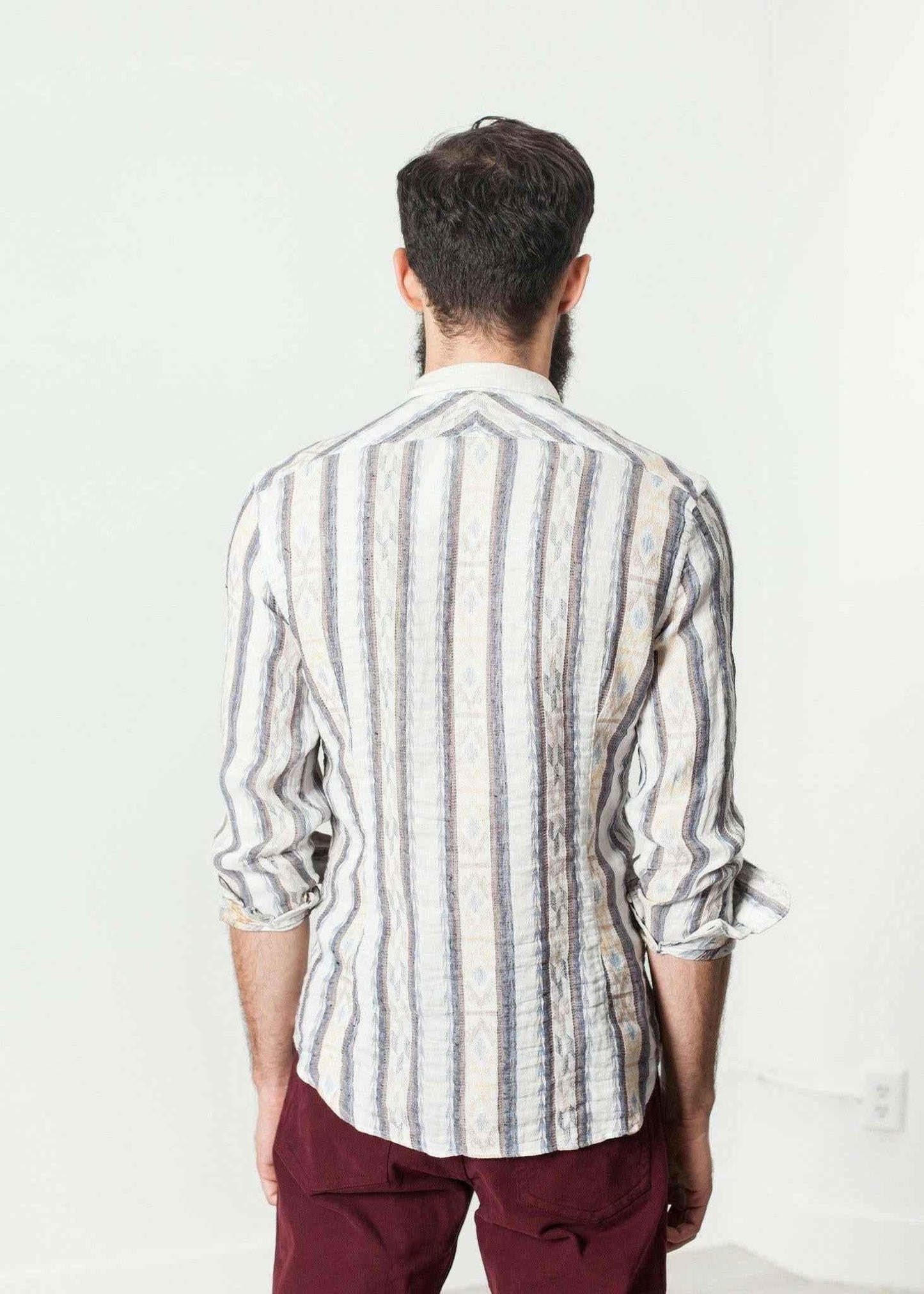 Linen Western Shirt in Beige/Blue.