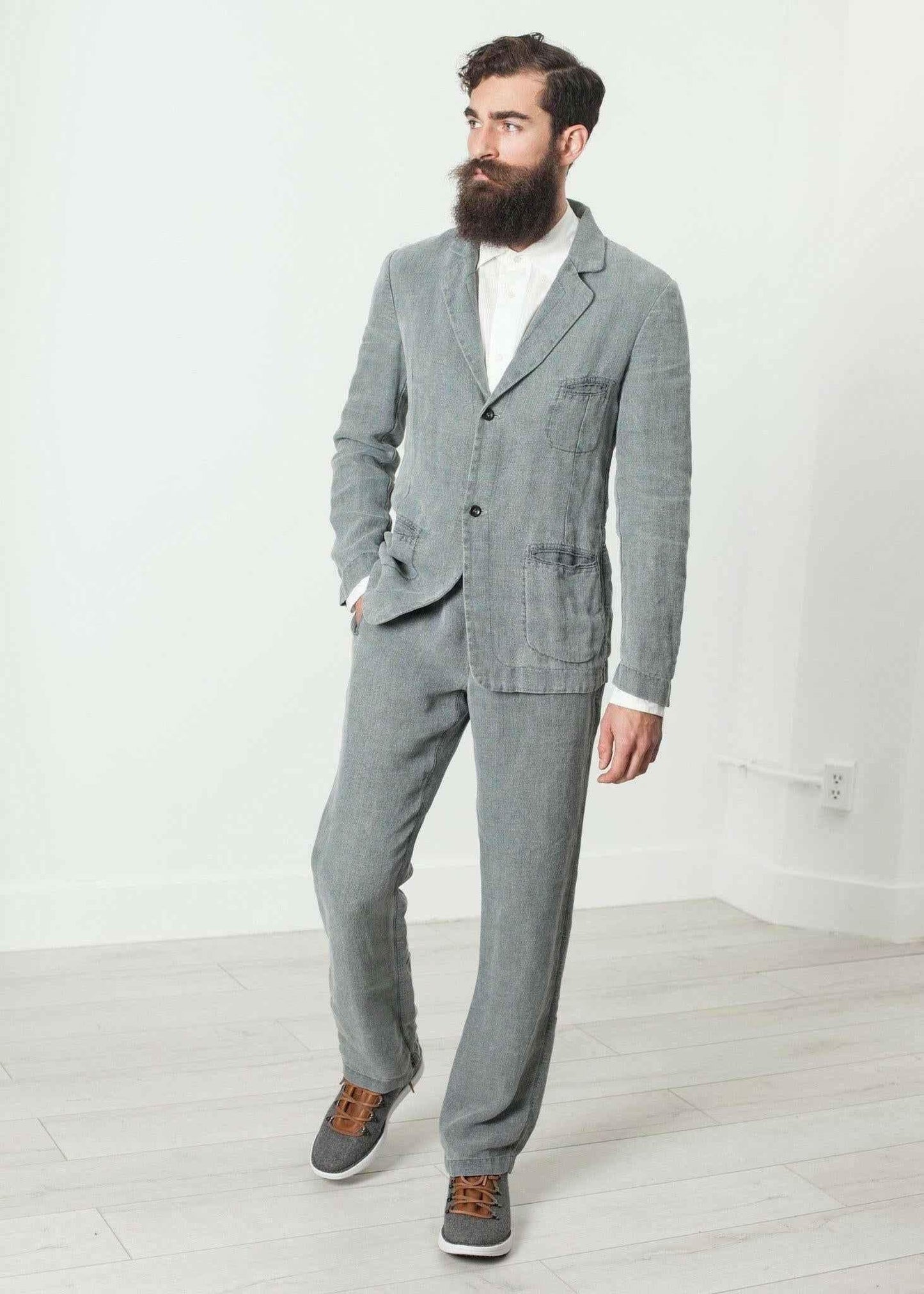 Riga Jacket in Tar.