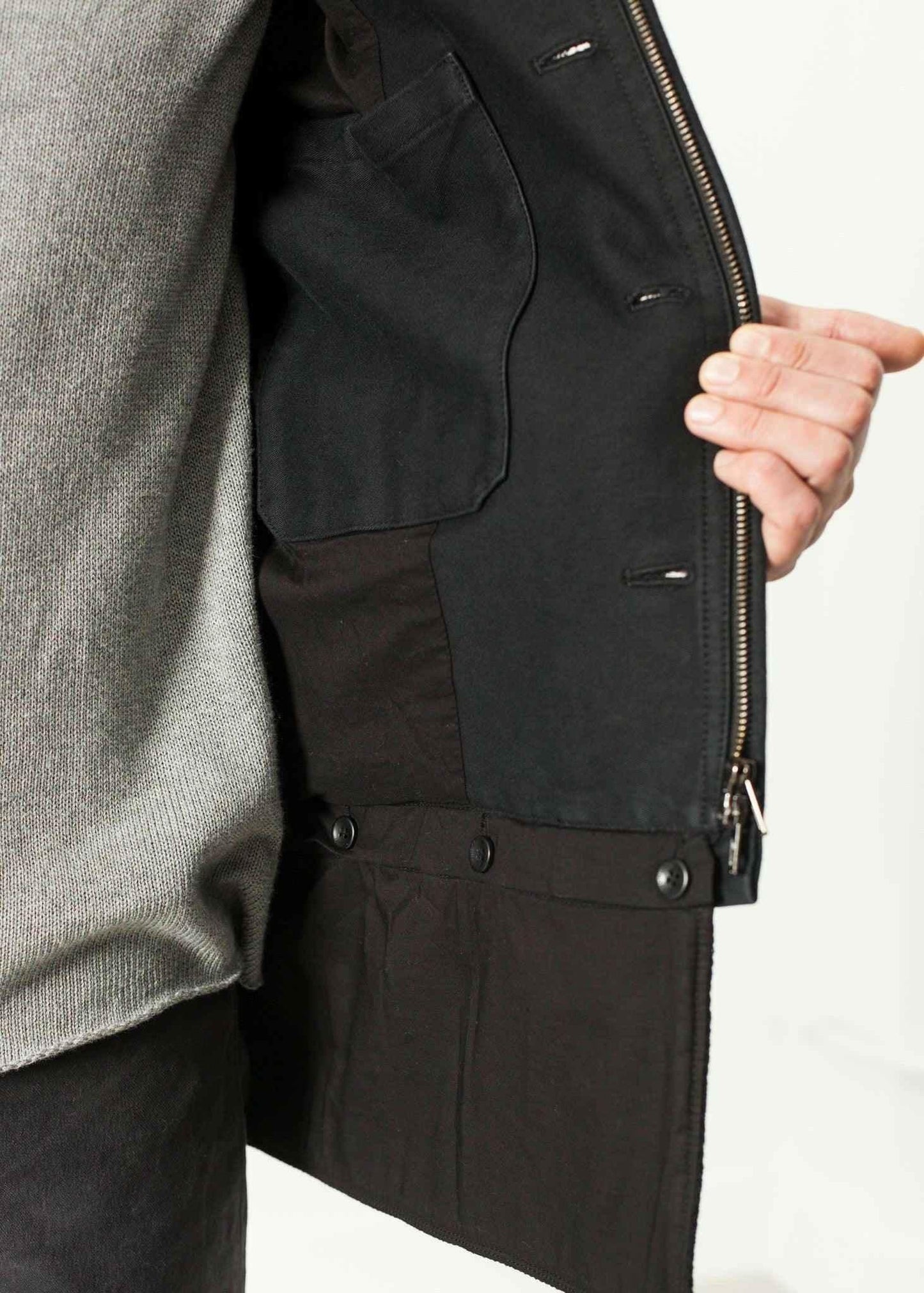 Morten Jacket in Black.
