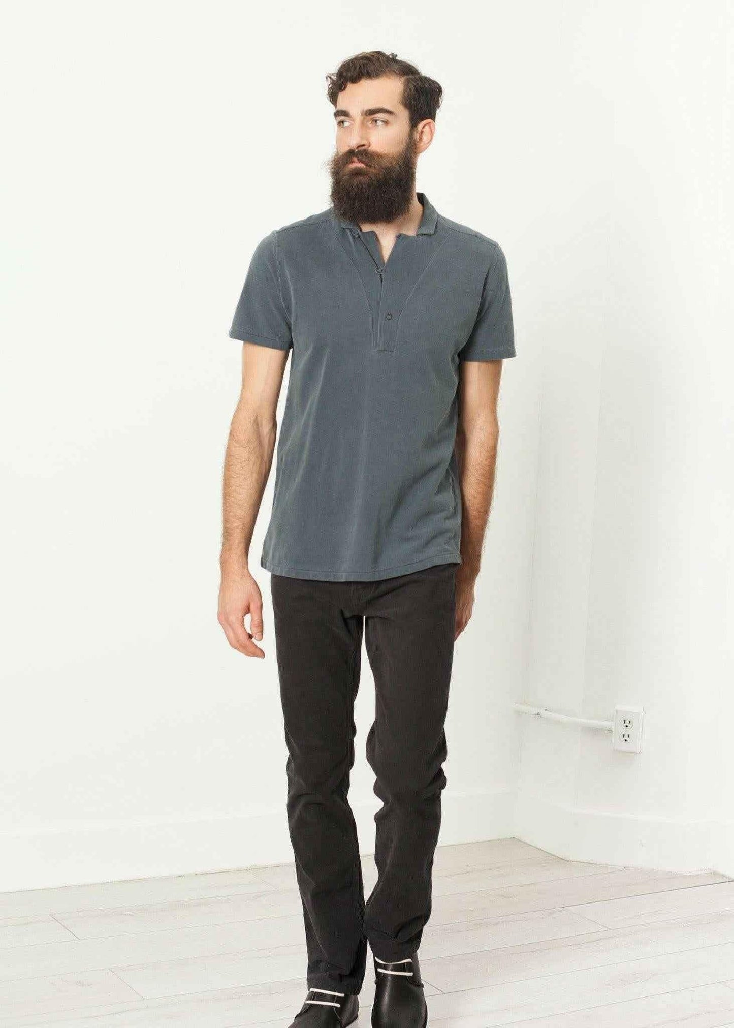 Lio Shirt in Grey.