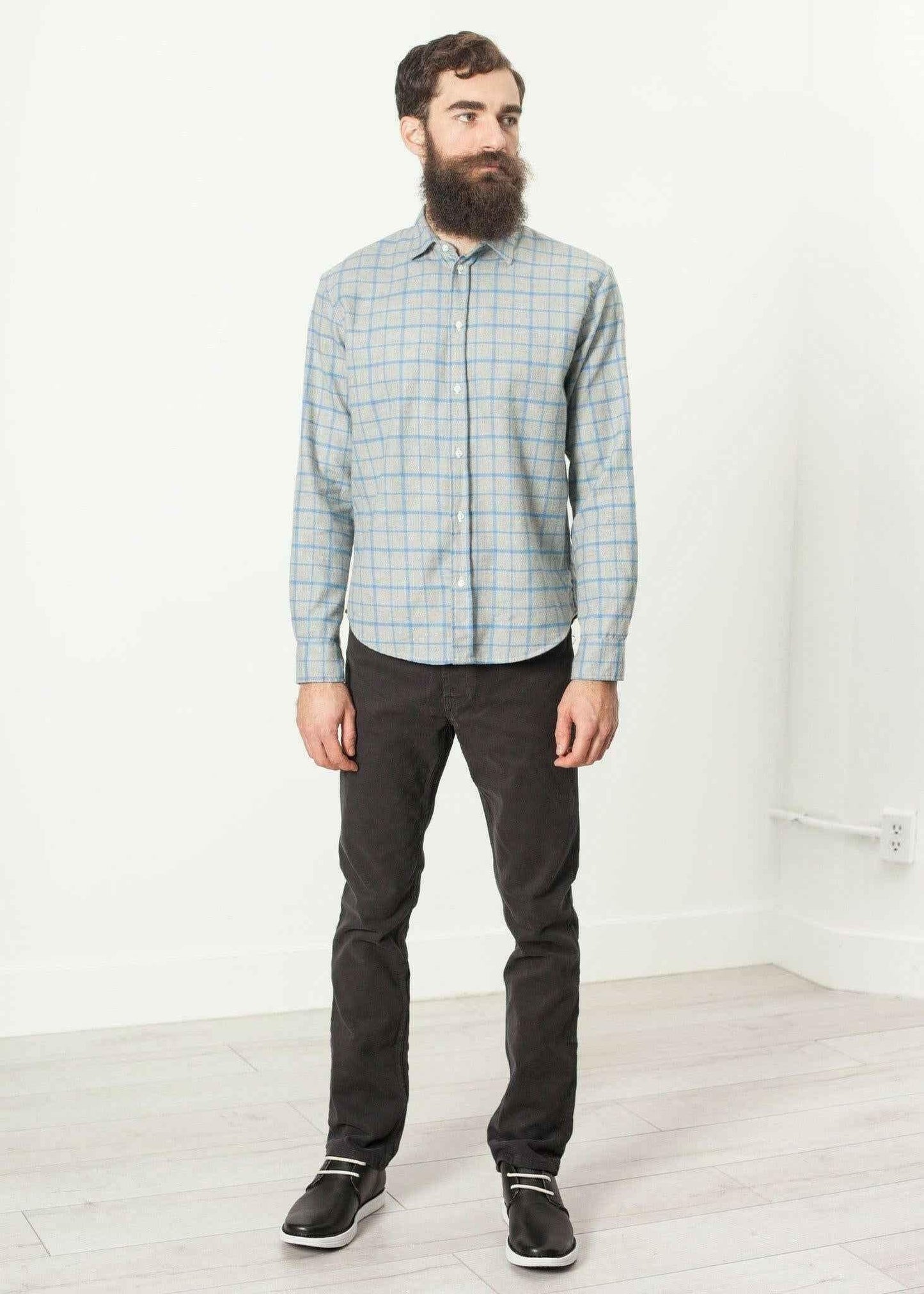 Paul Shirt in Grey Flannel.