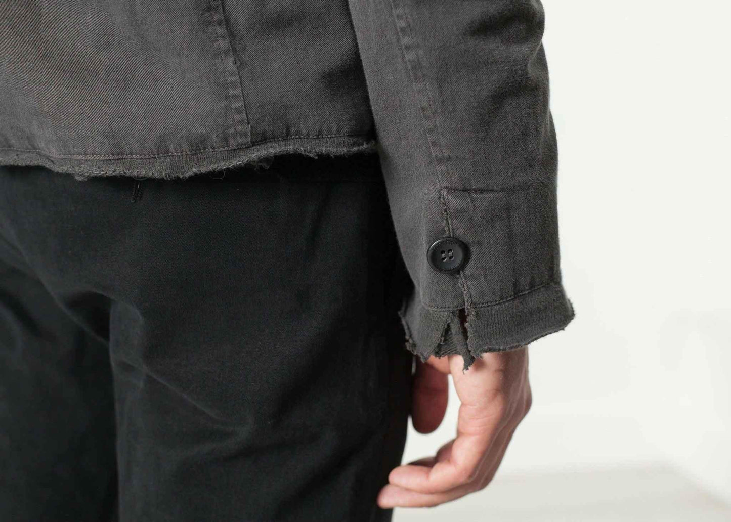 Goof Jacket in Tar.