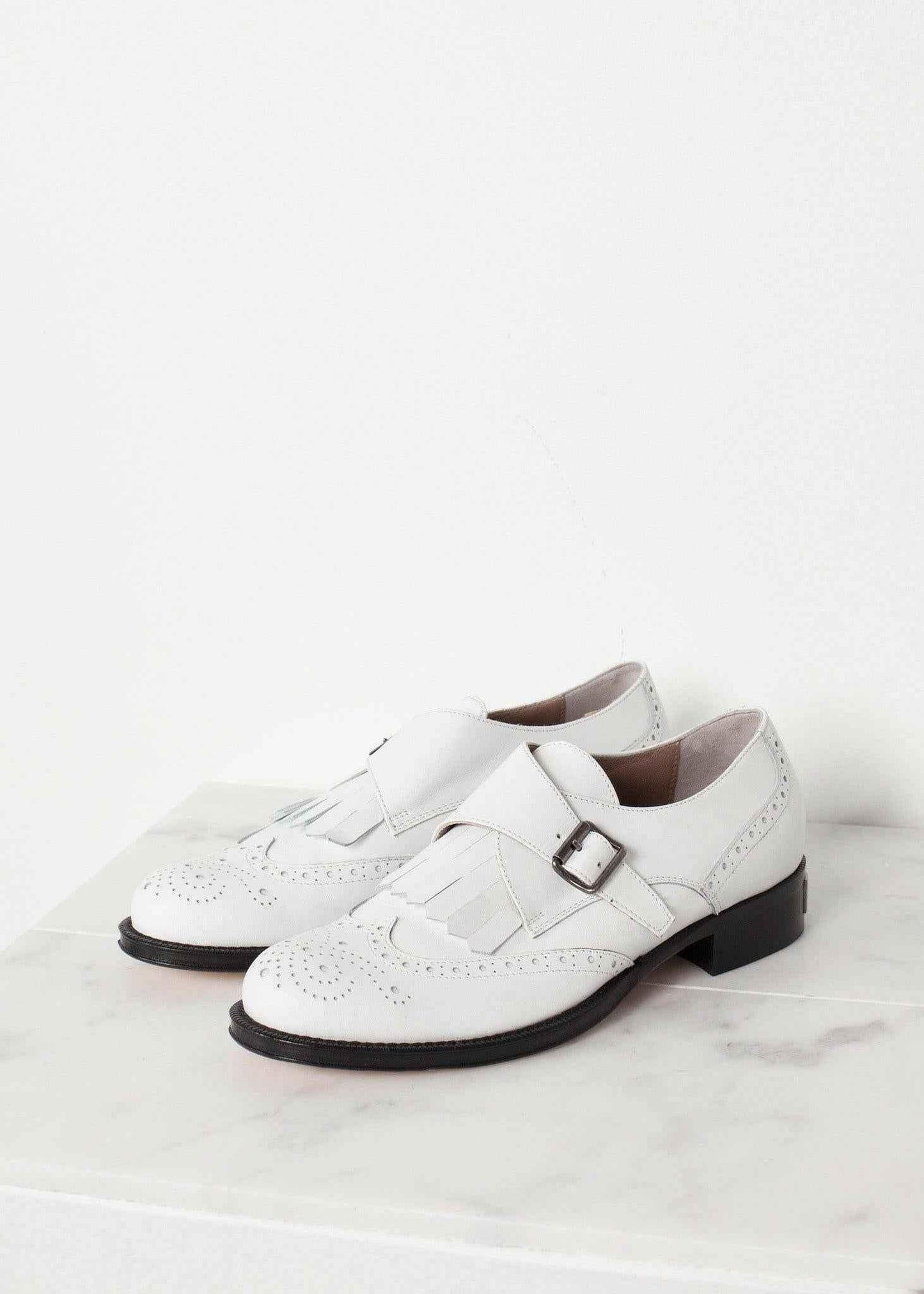 Golf Shoe in White.