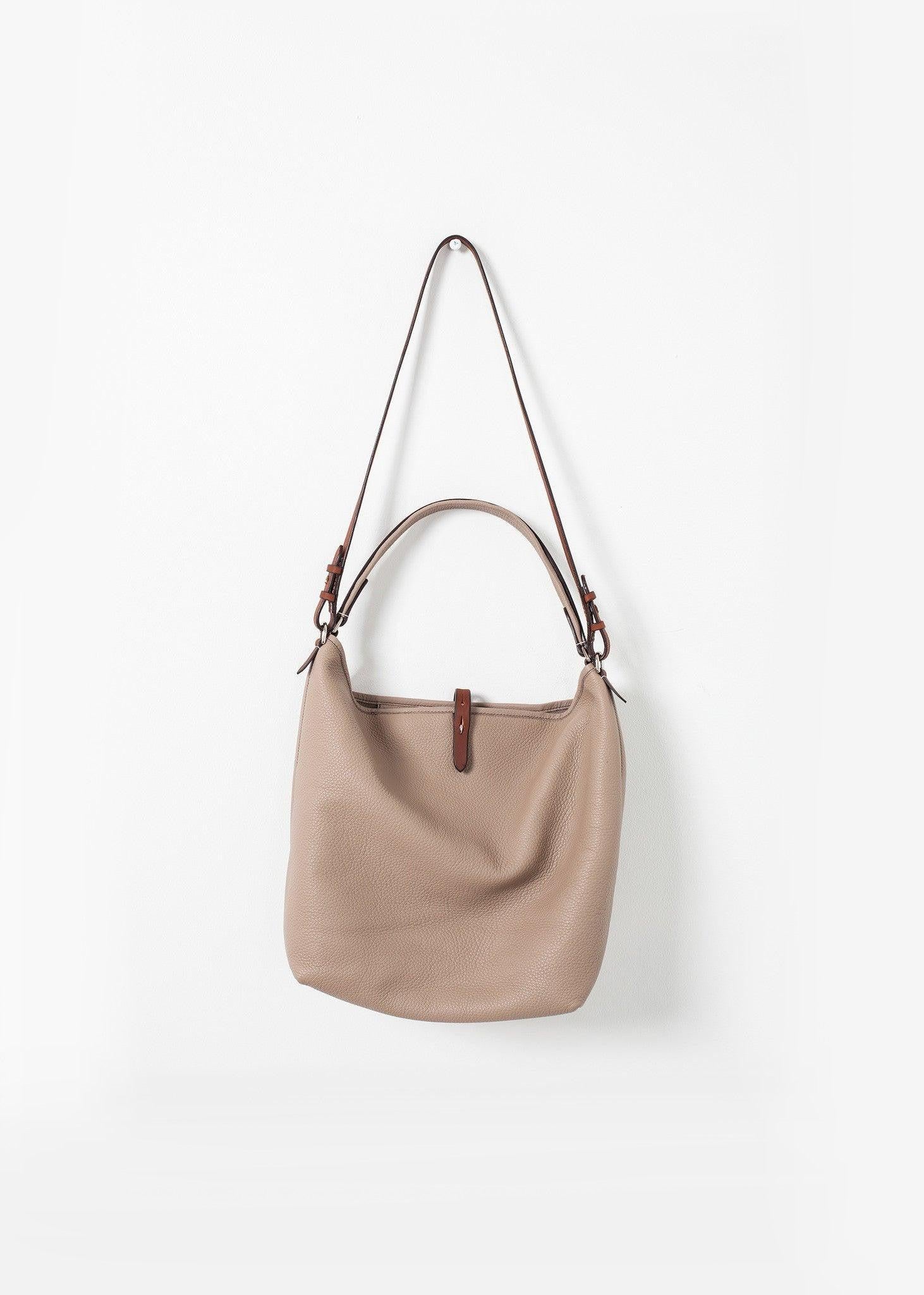 Pretty Grooming Bag.