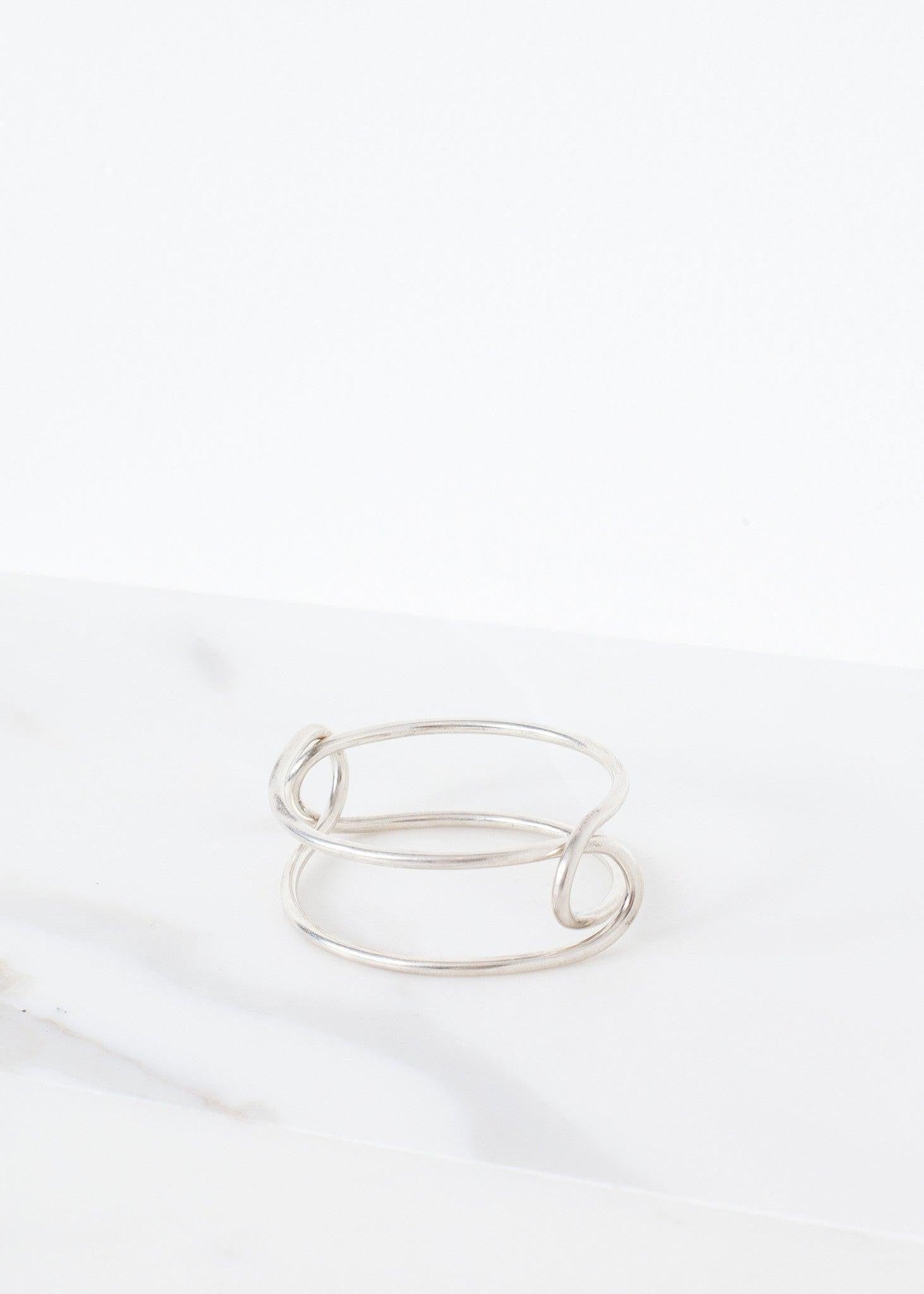 Bracelet 84 in Polished Silver.