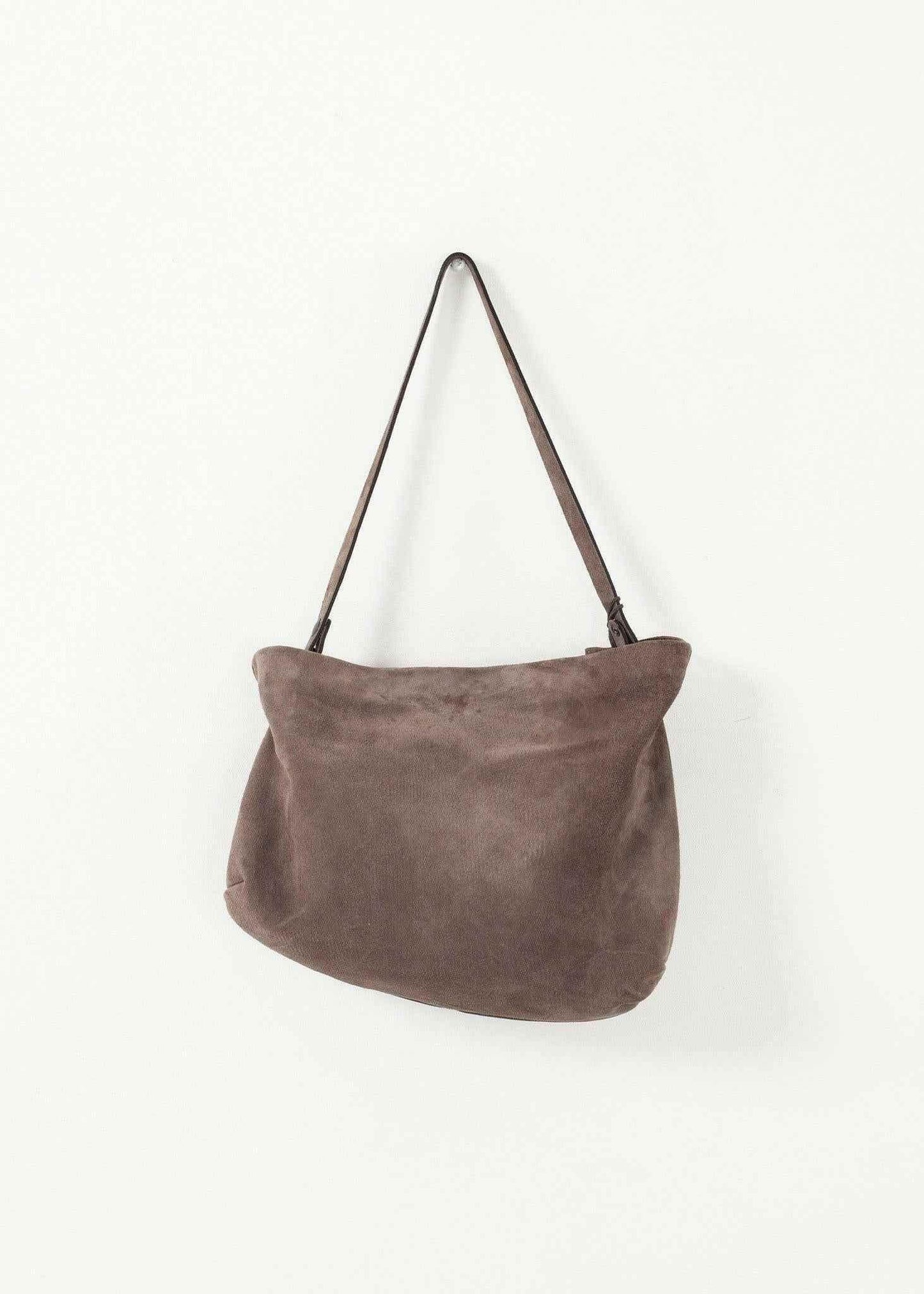Fantasma Bag in Mud.