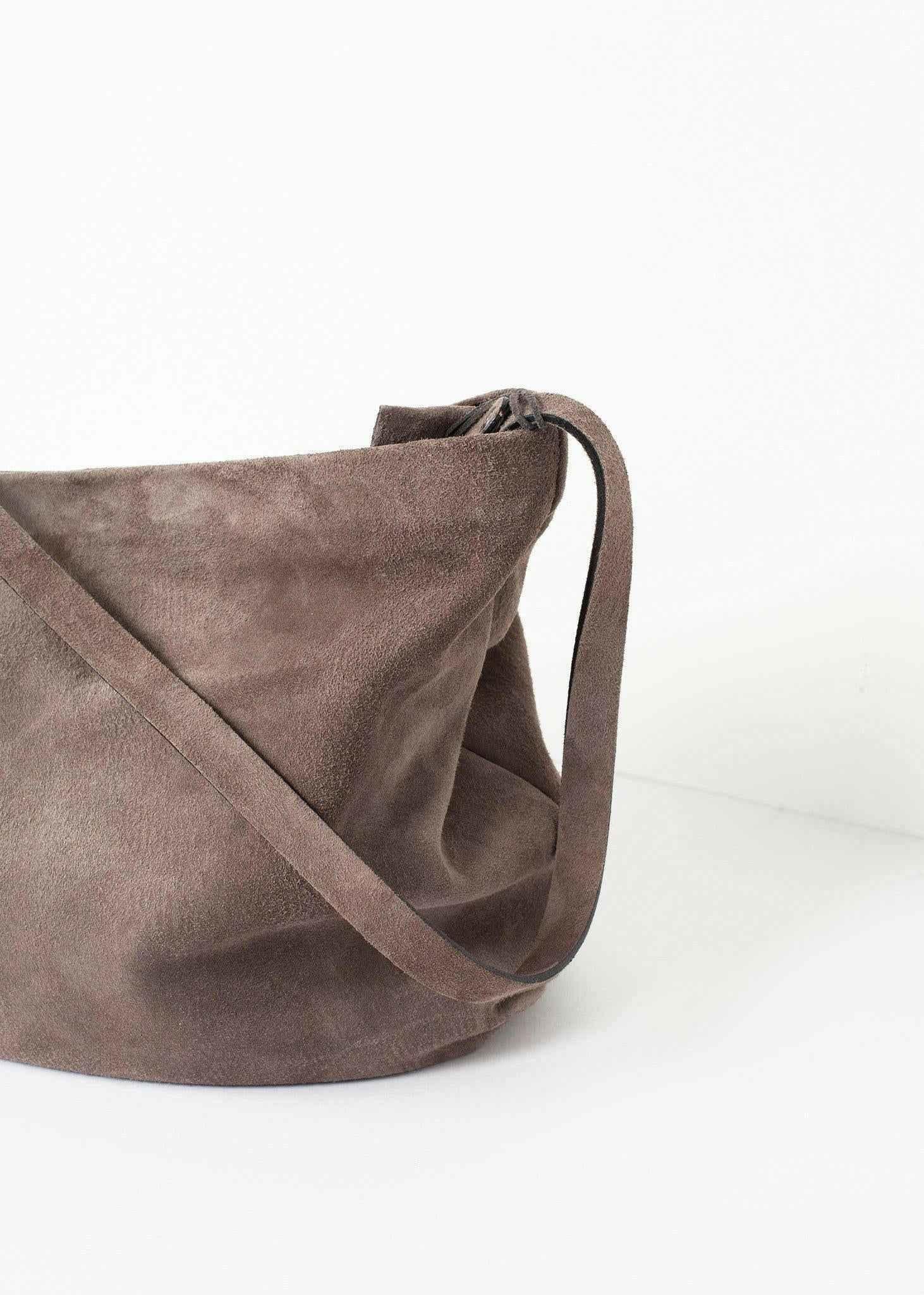 Fantasma Bag in Mud.