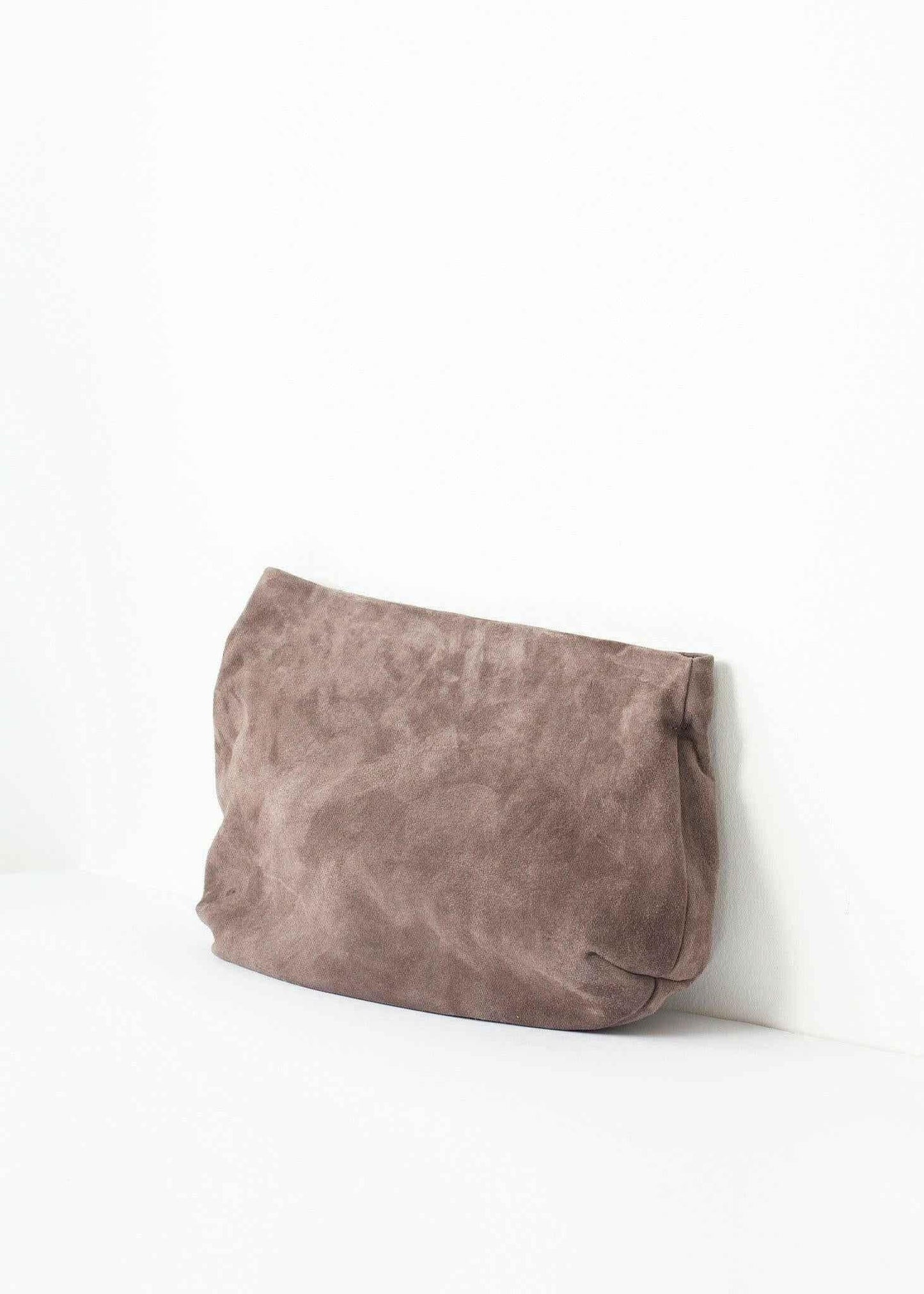 Fantasma Bag in Mud.