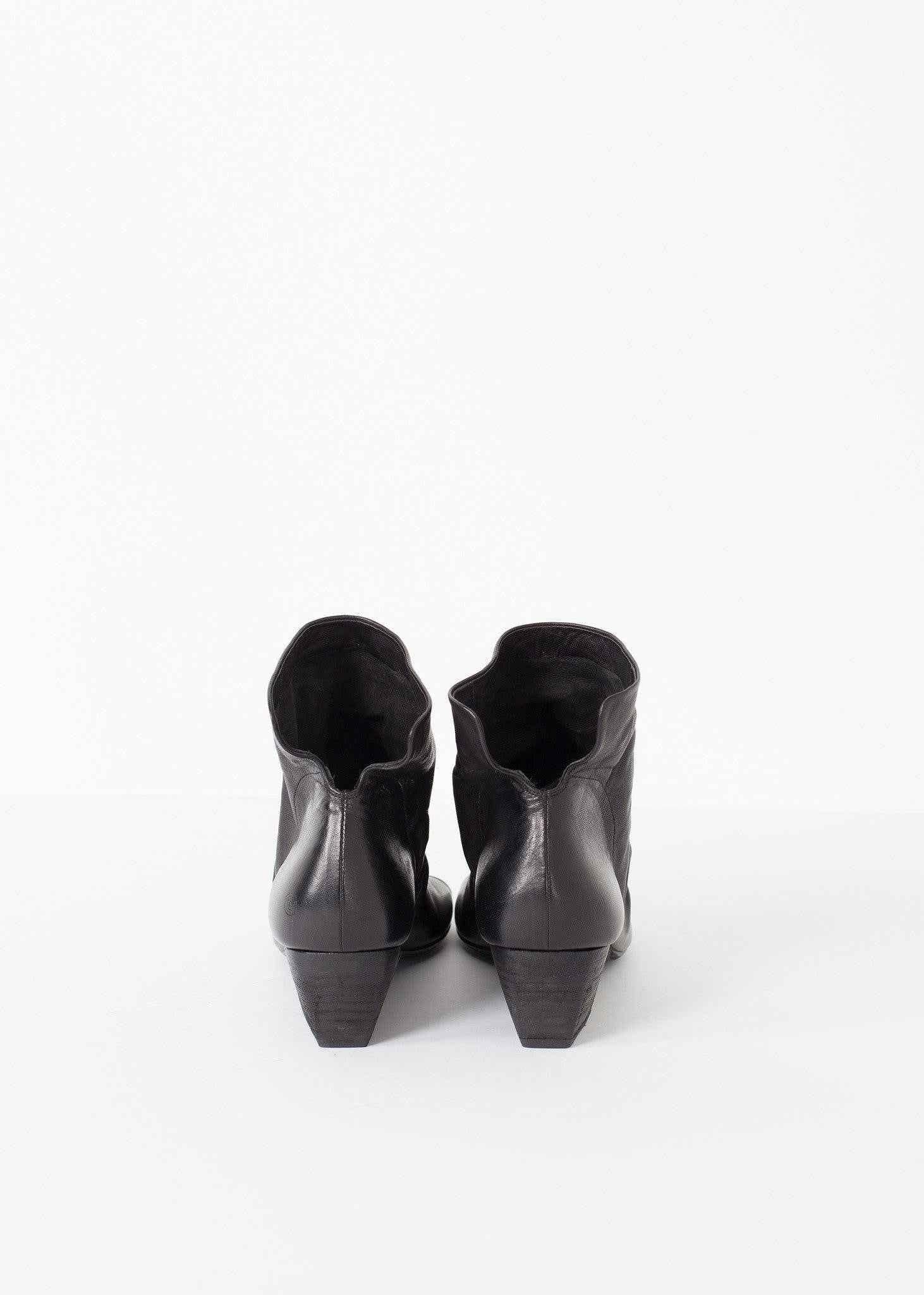 Block Wedge in Black.