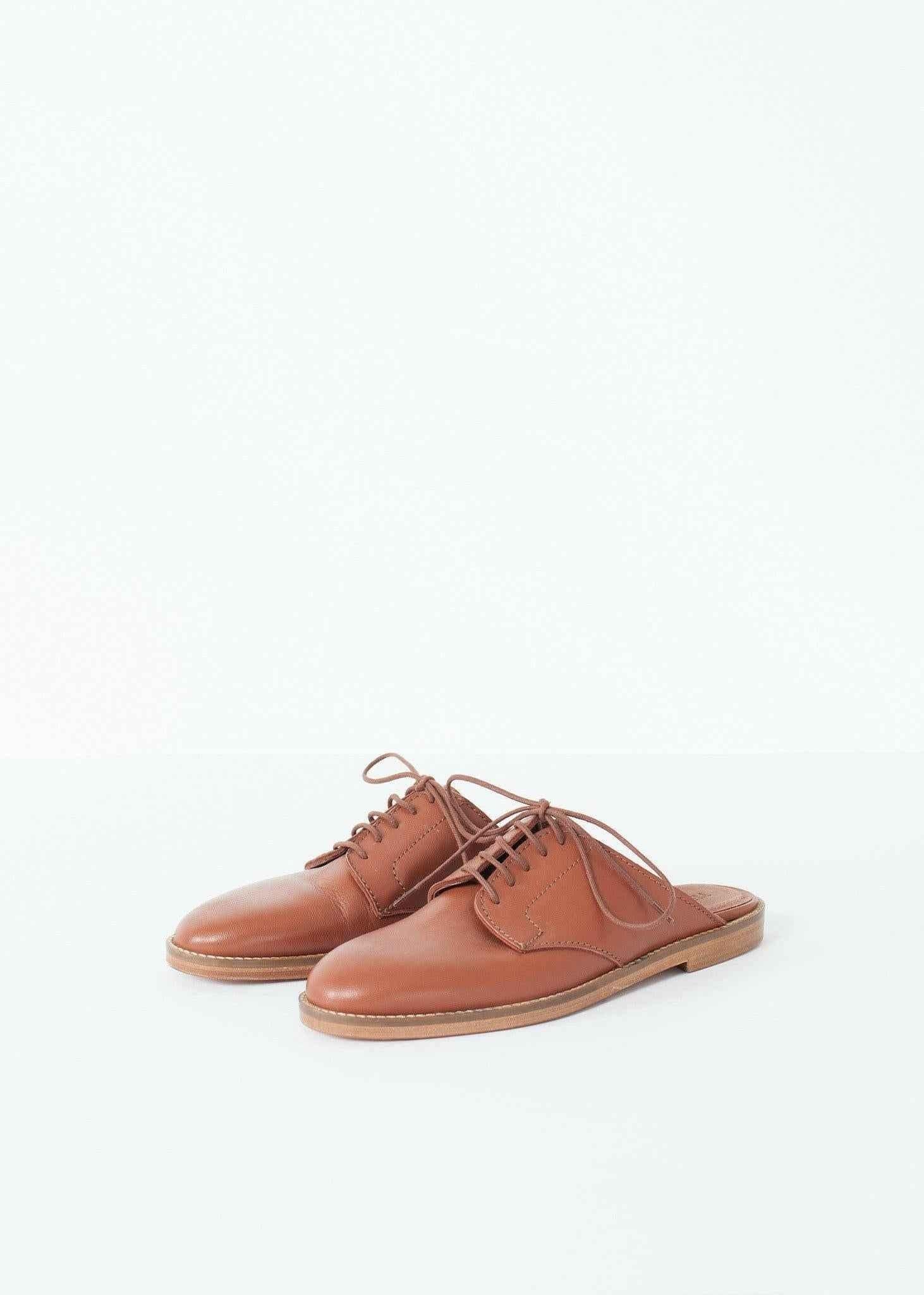 Backless Oxford in Brown.