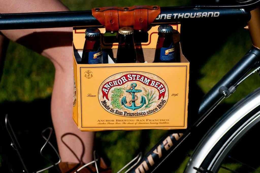 Leather 6-Pack Holder.