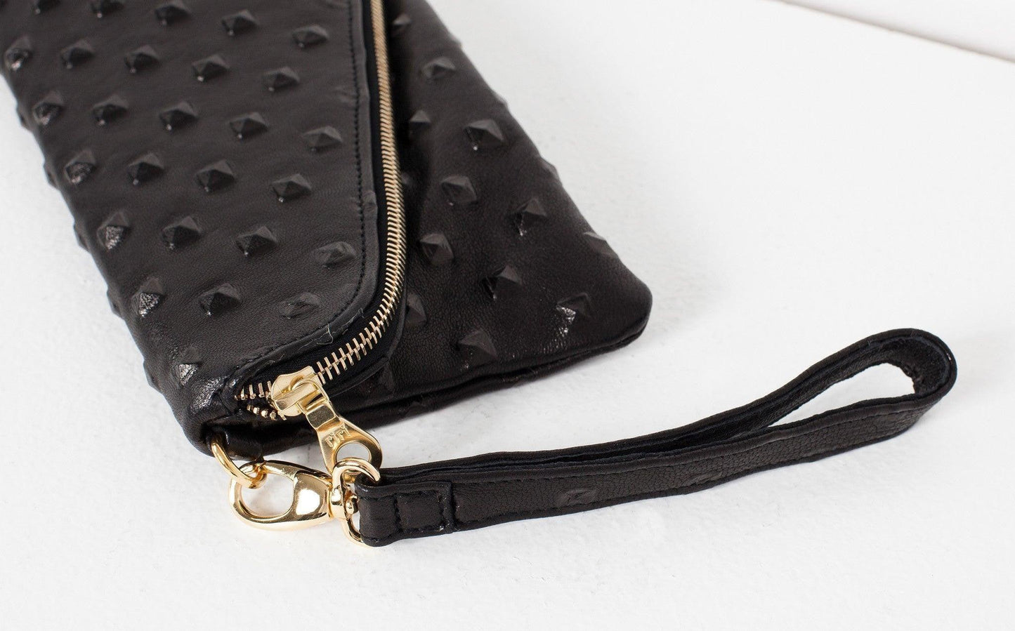 Roxanne Leather Clutch in Black.