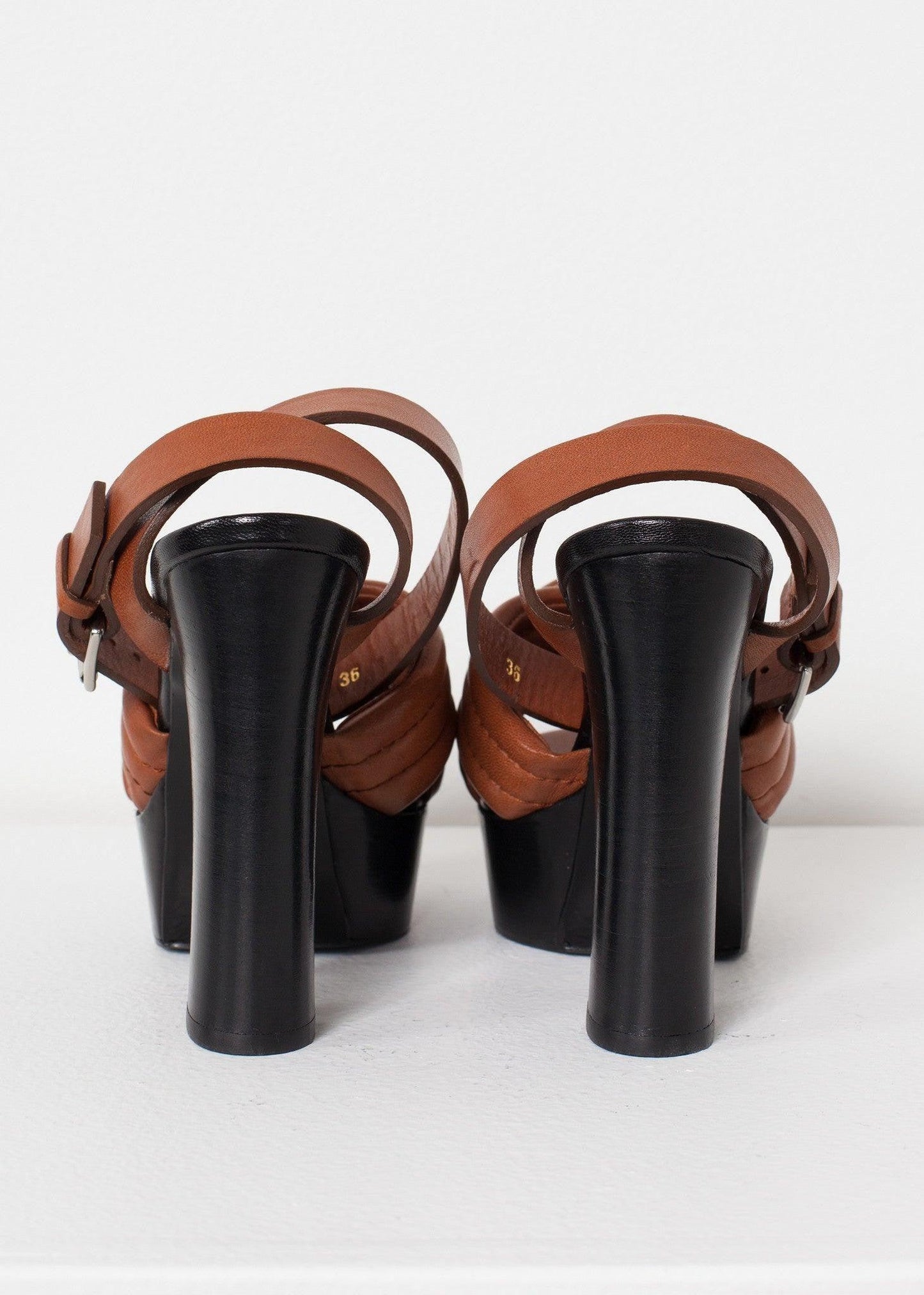 Farlill Heel in Brown.