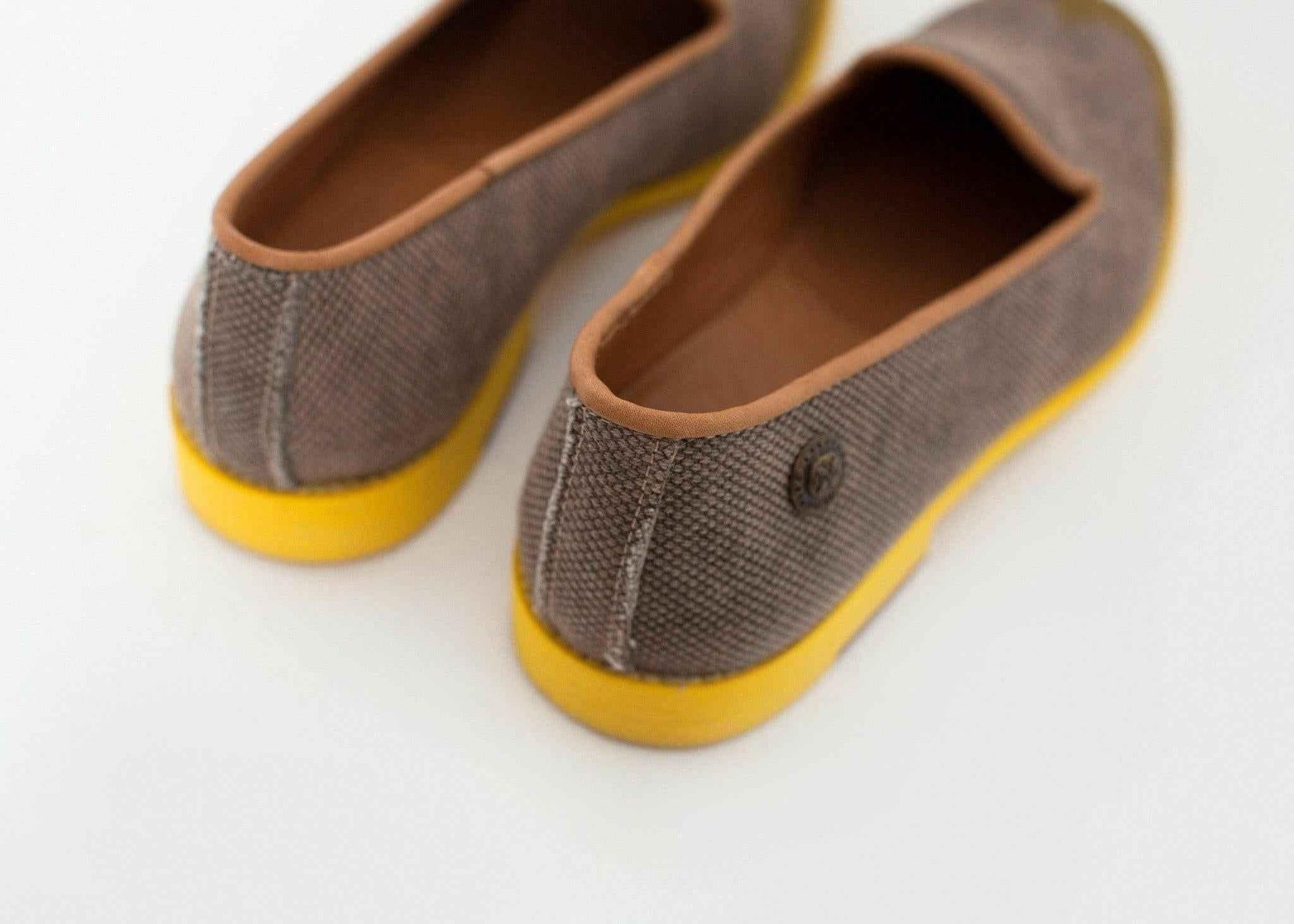 Wingtip Loafer in Yellow.