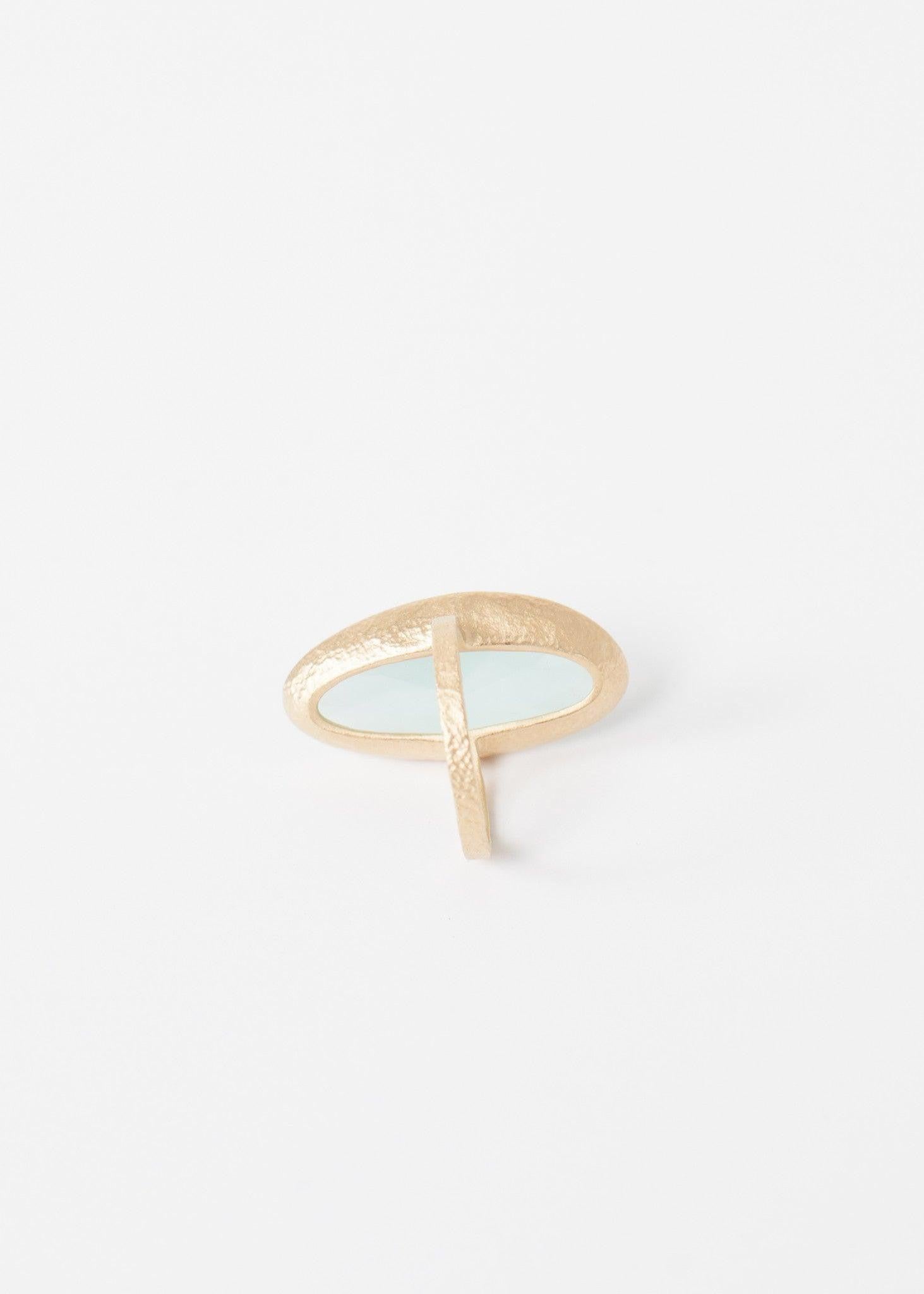 Ara Ring.