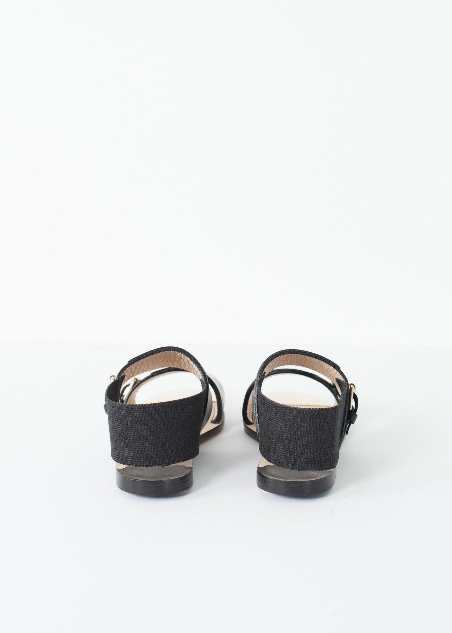 Avenno Sandal.