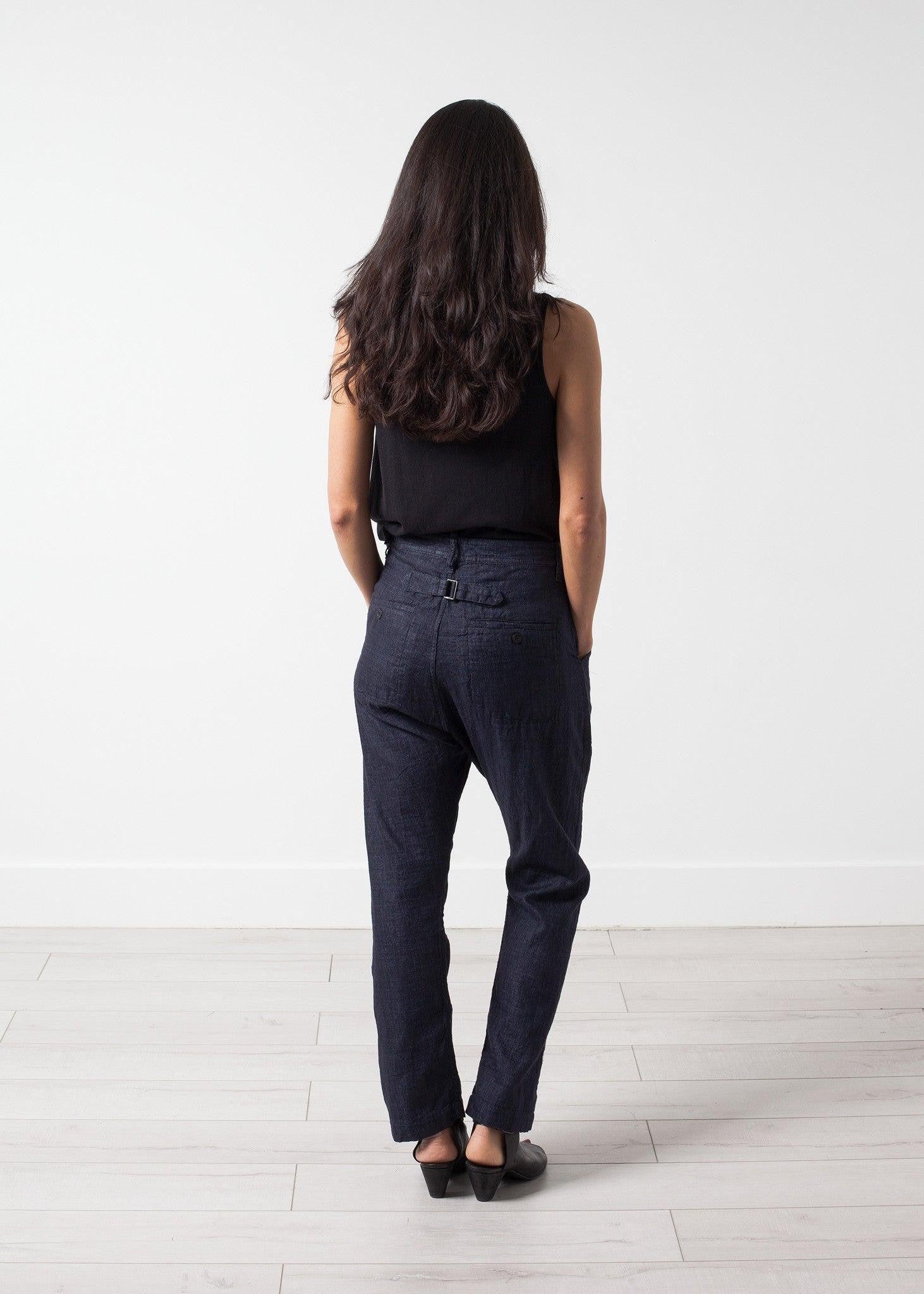 Balan Pant in Linen.