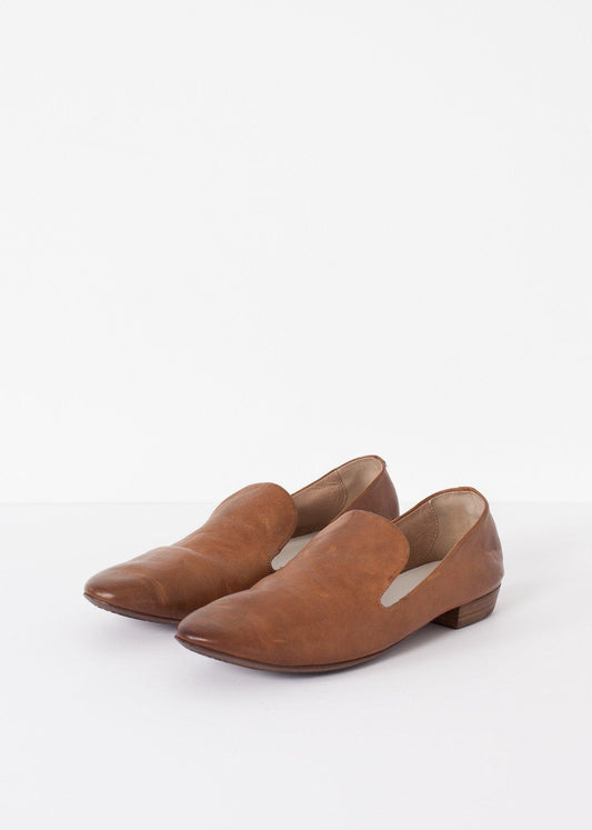Basic Loafer.