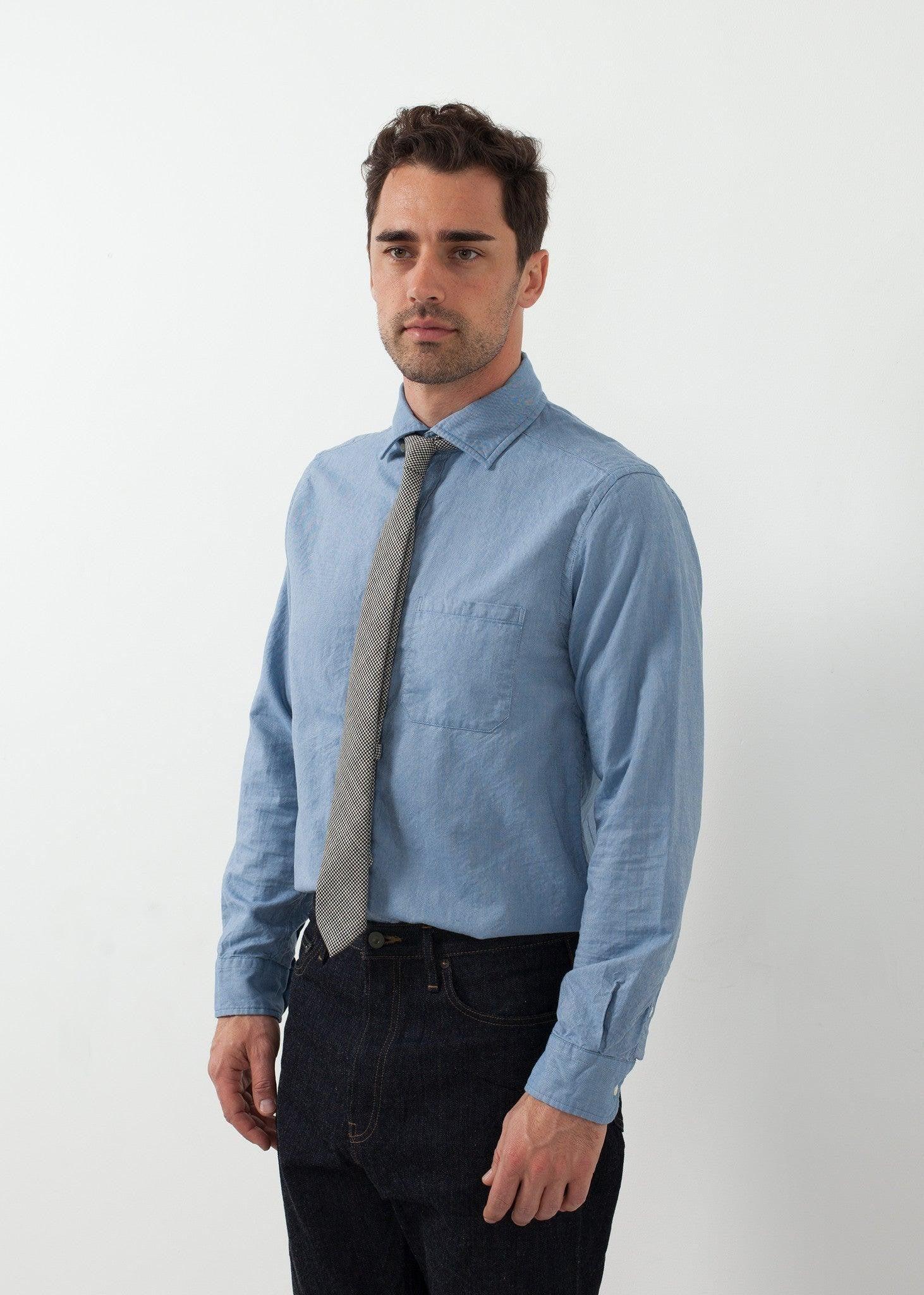 Basic Tie.