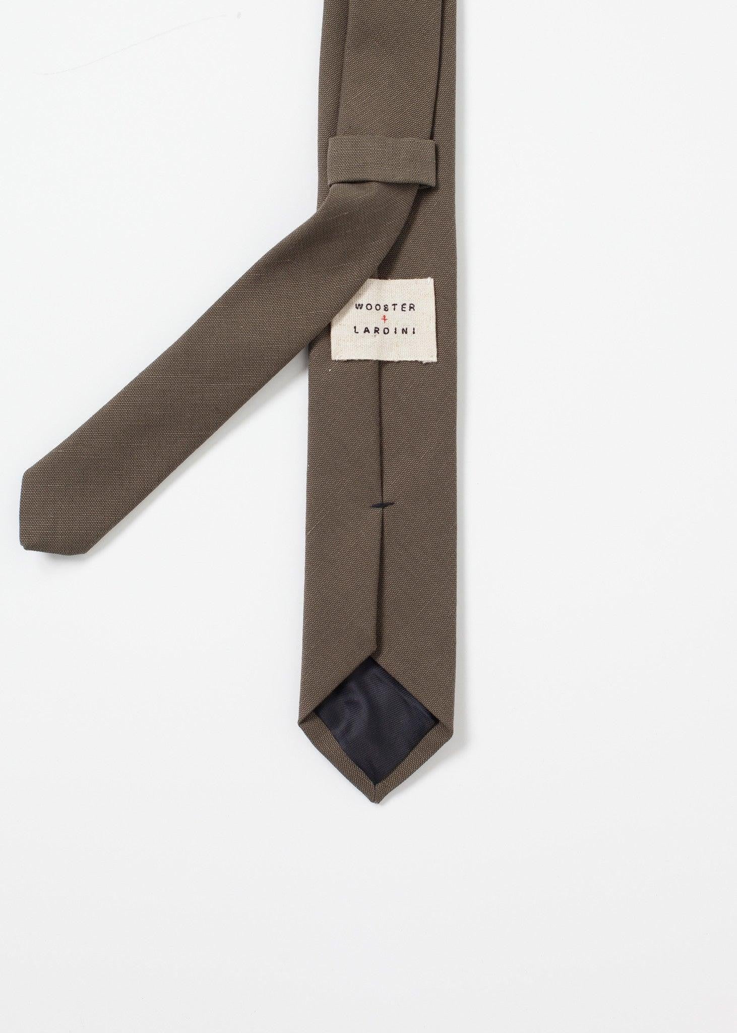 Basic Tie.