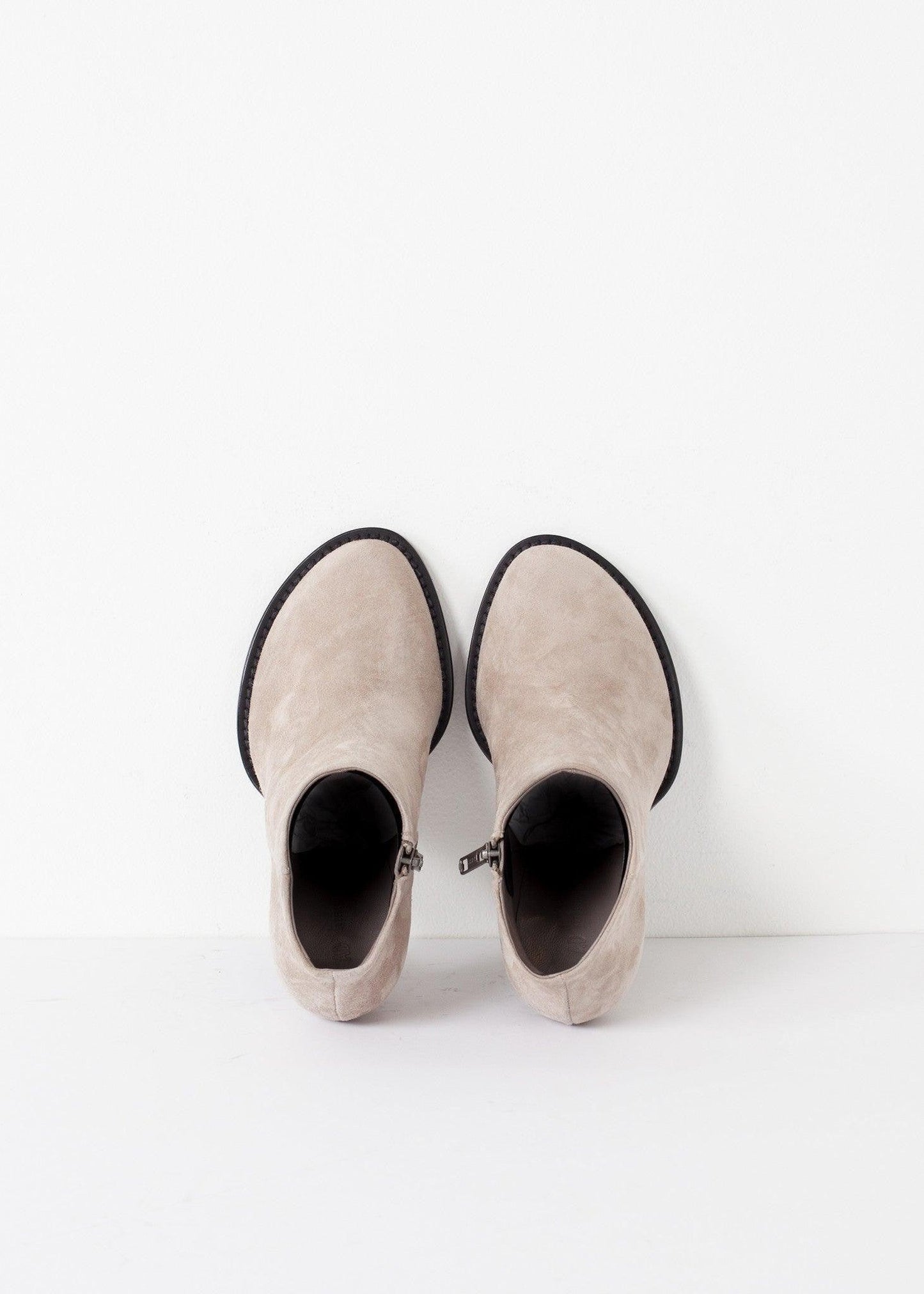 Camoscio Zip Heel.