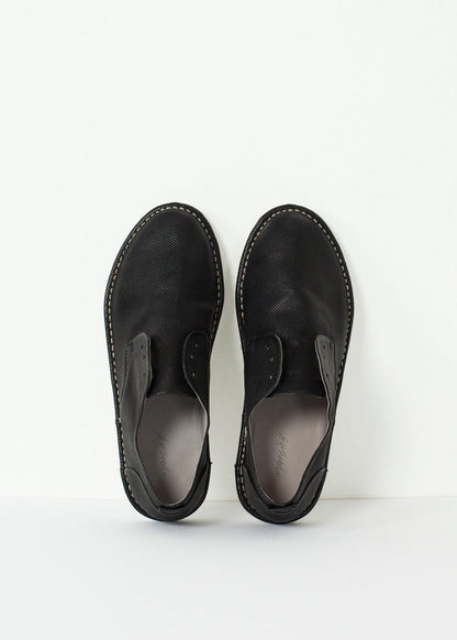 Canvas Sneaker.