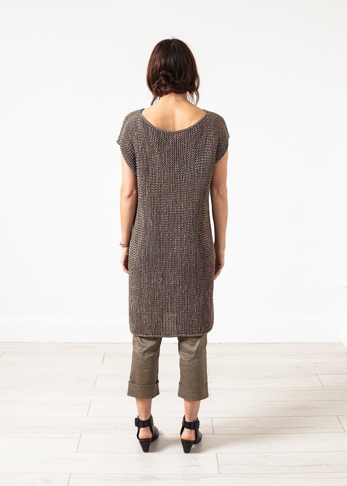 Cila Jumper in Mud.