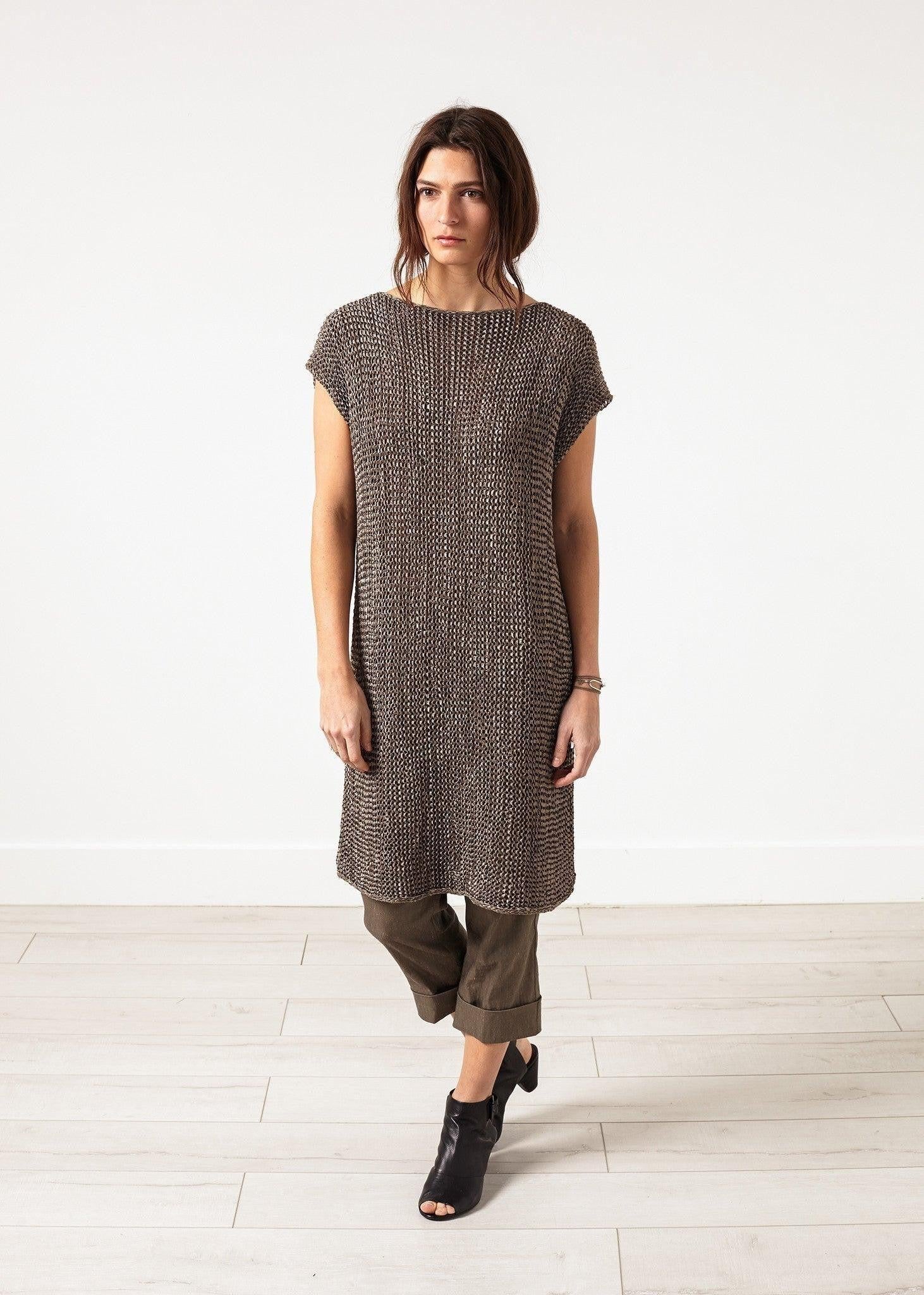 Cila Jumper in Mud.