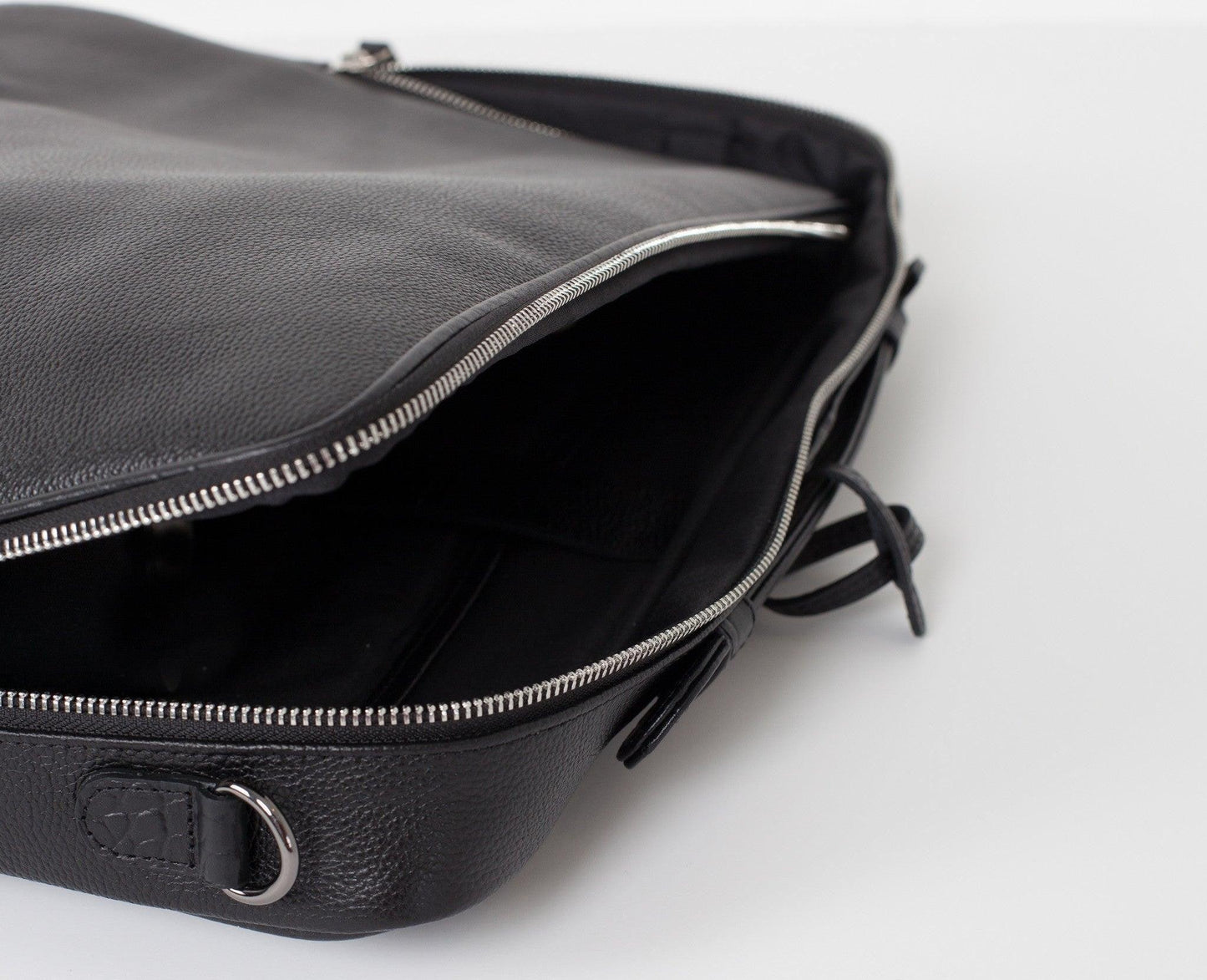 Classic Doc Bag.