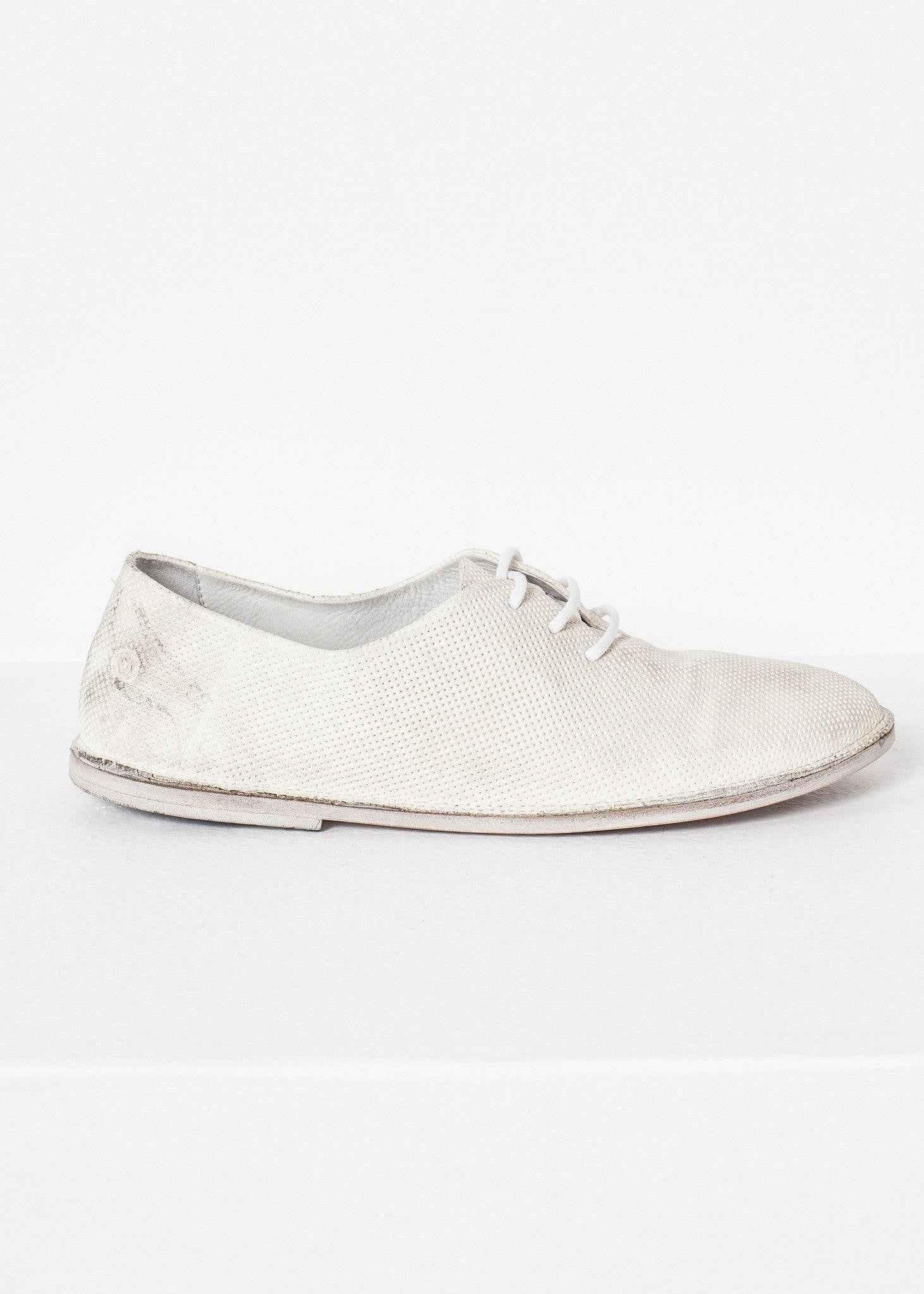 Diamond Slip-On in White.