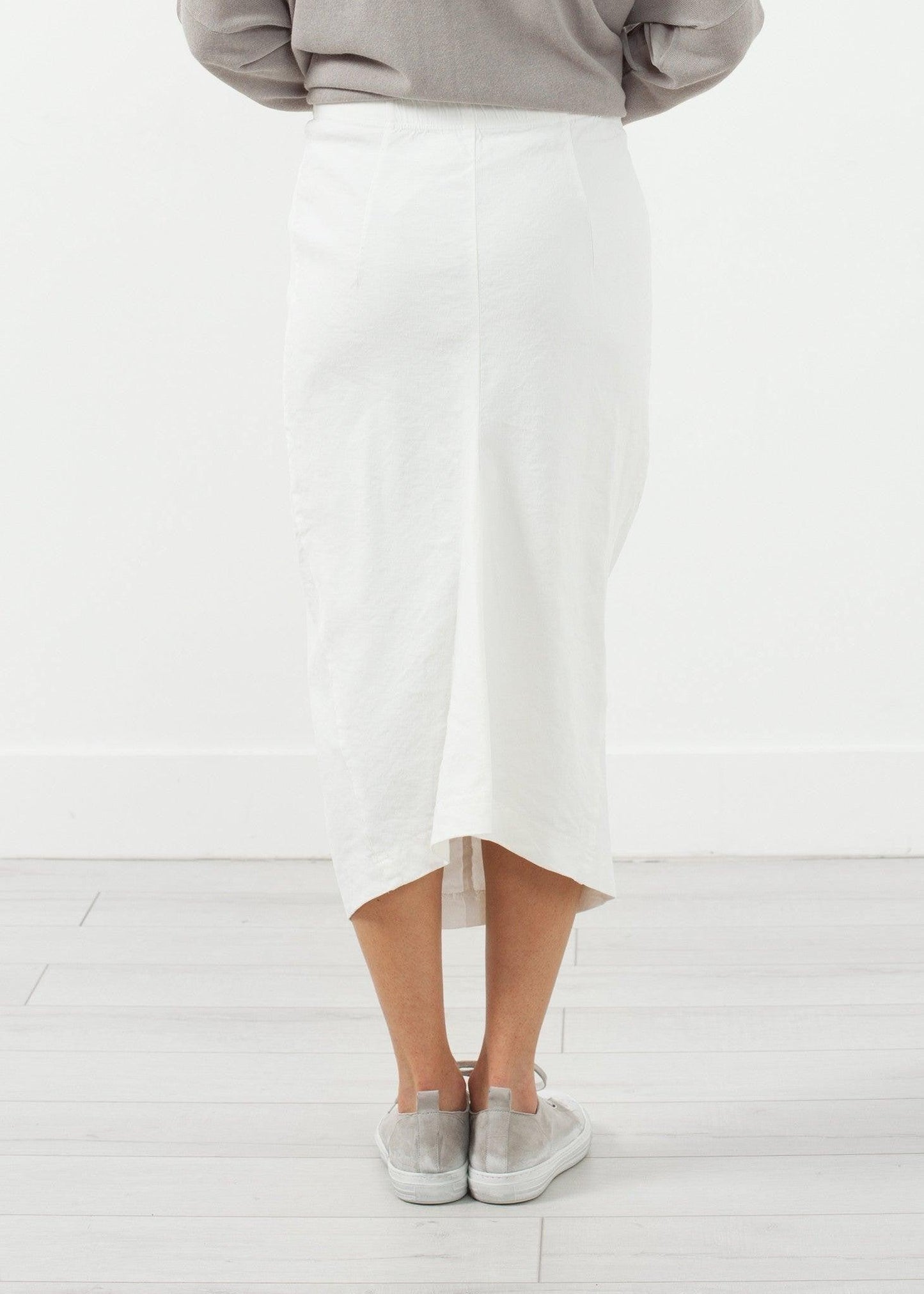 Fitted Skirt.