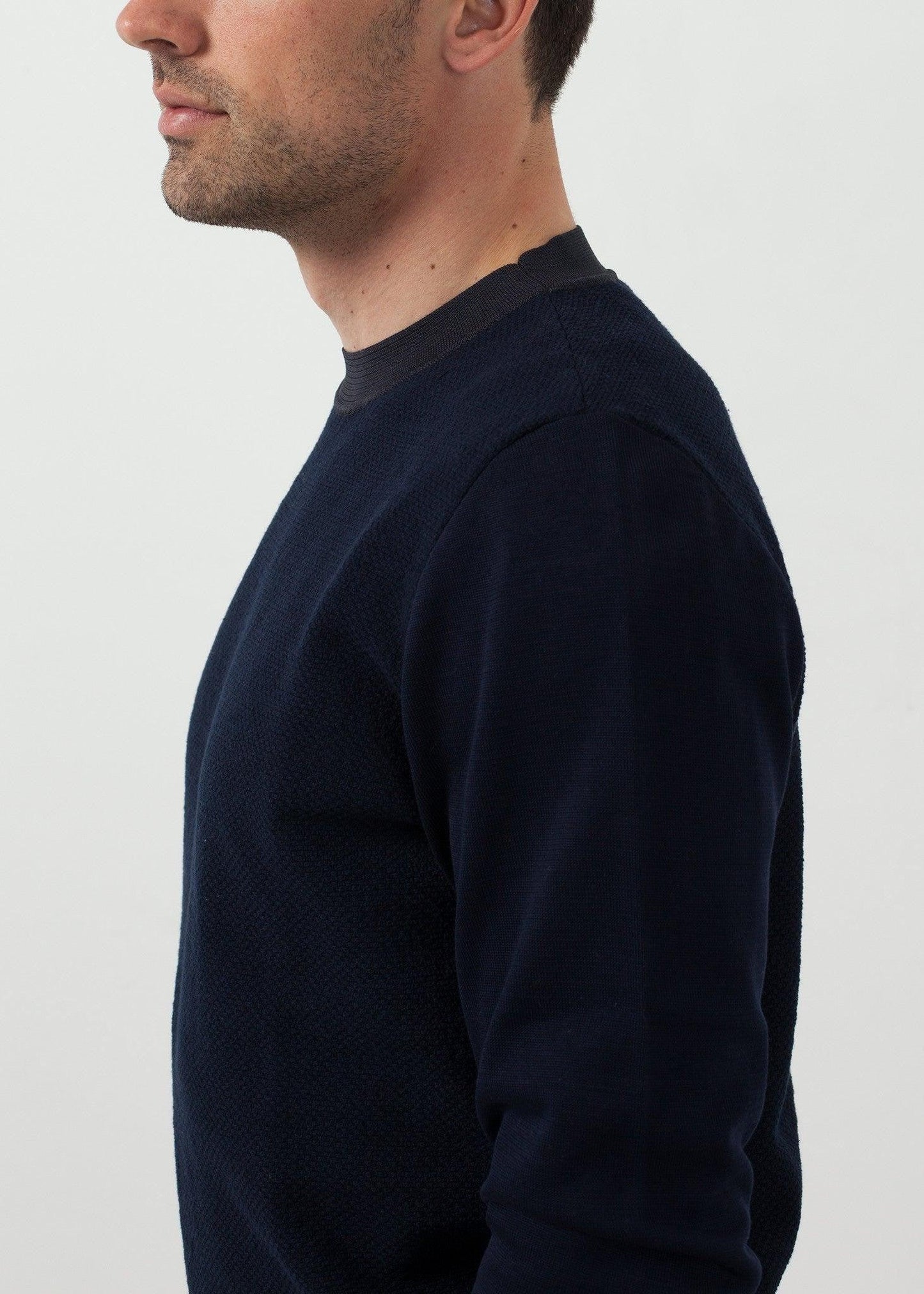 Girocollo Sweater.