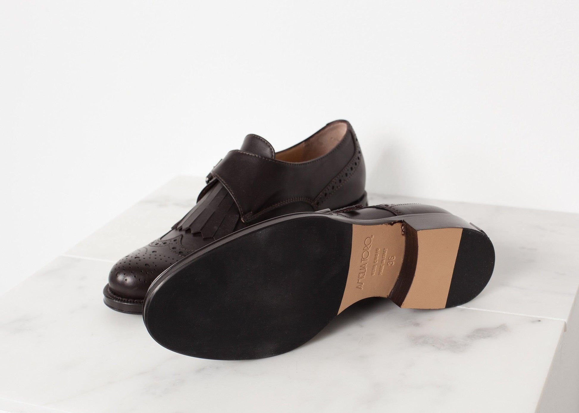 Golf Shoes in Brown.