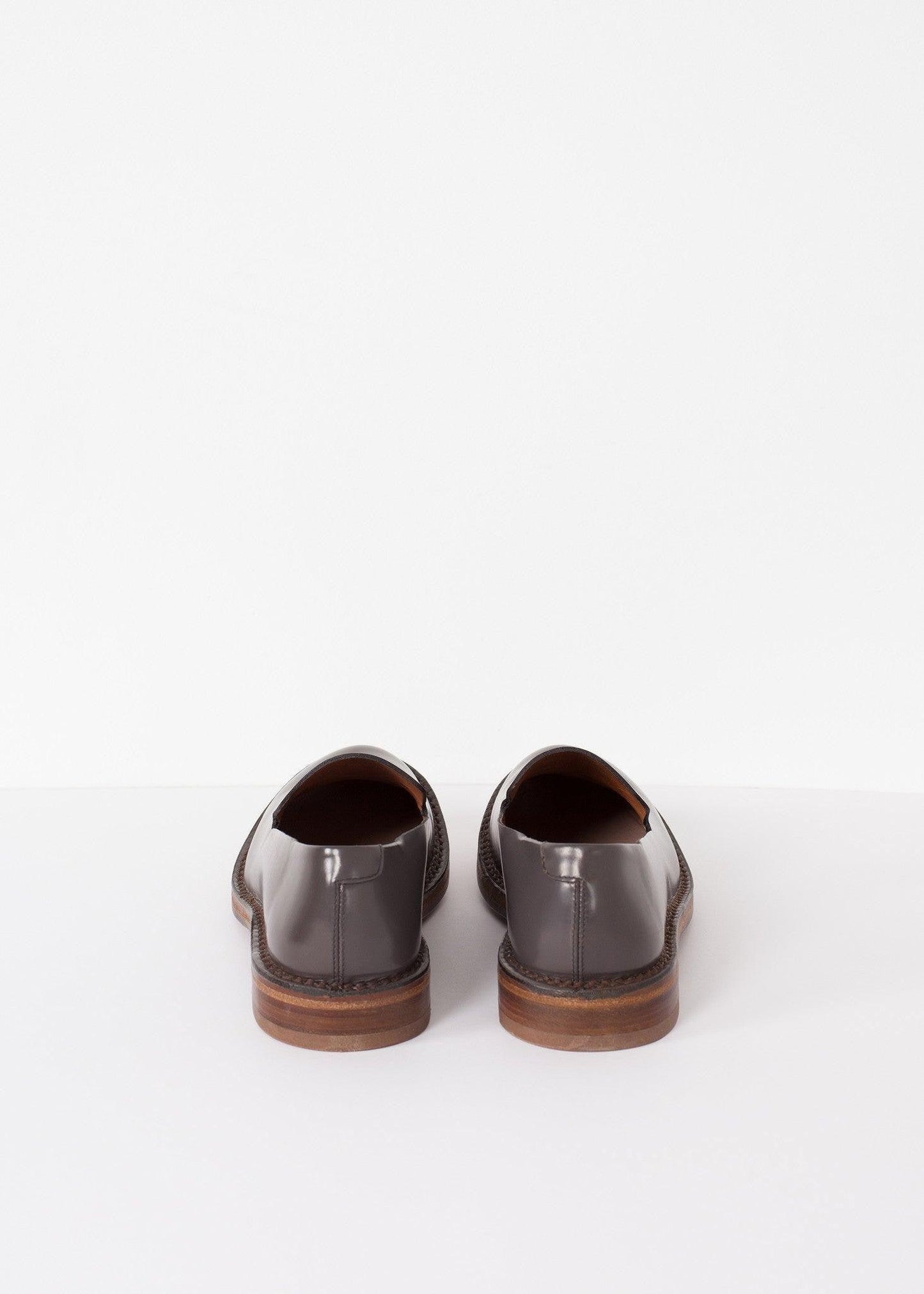 Grigio Loafer.