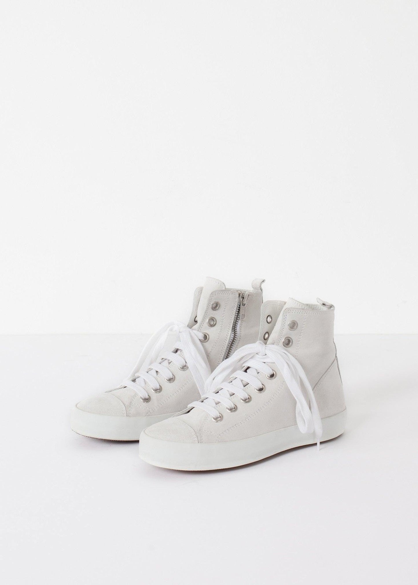 High Top Sneaker.