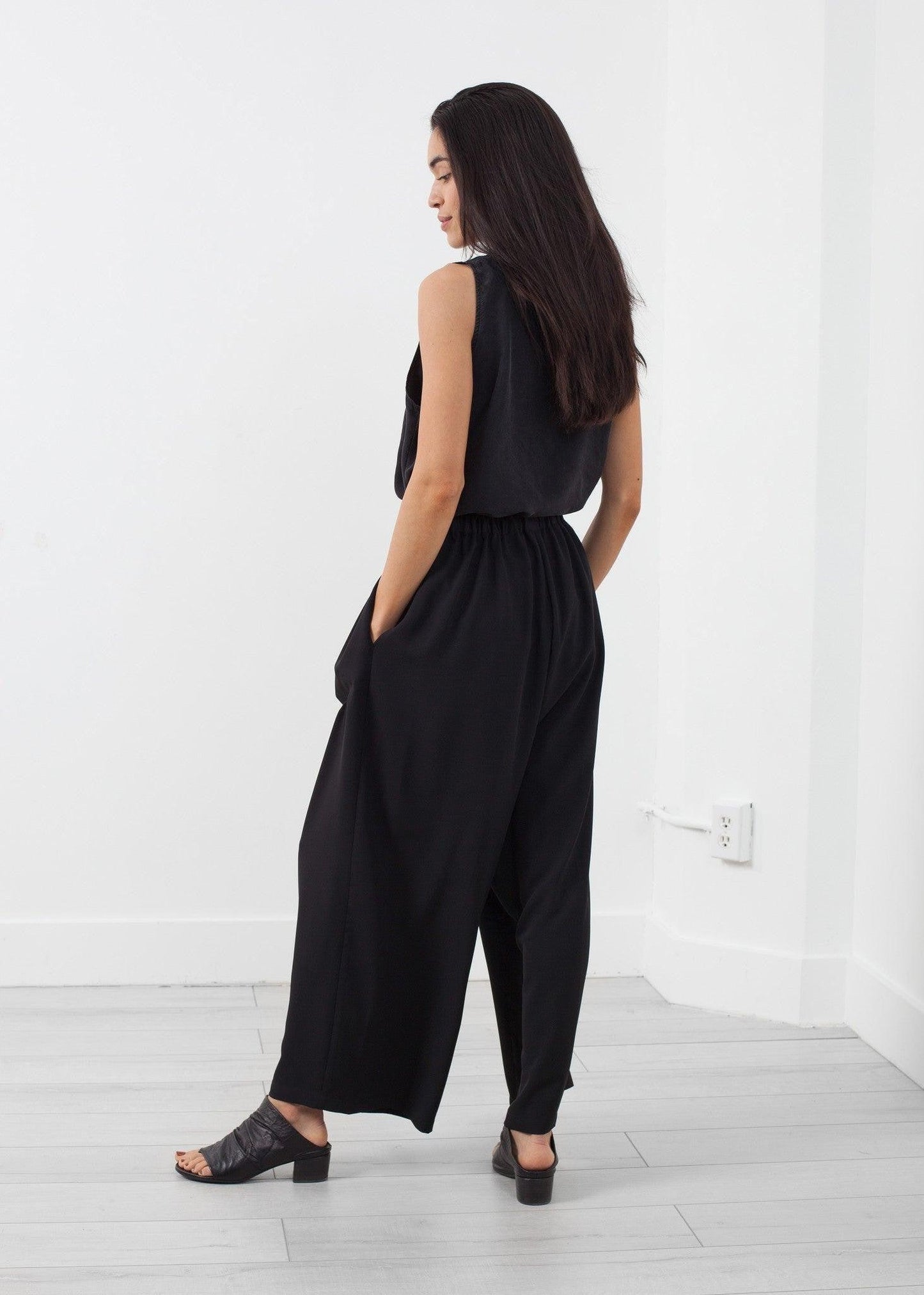 Jen Pant.