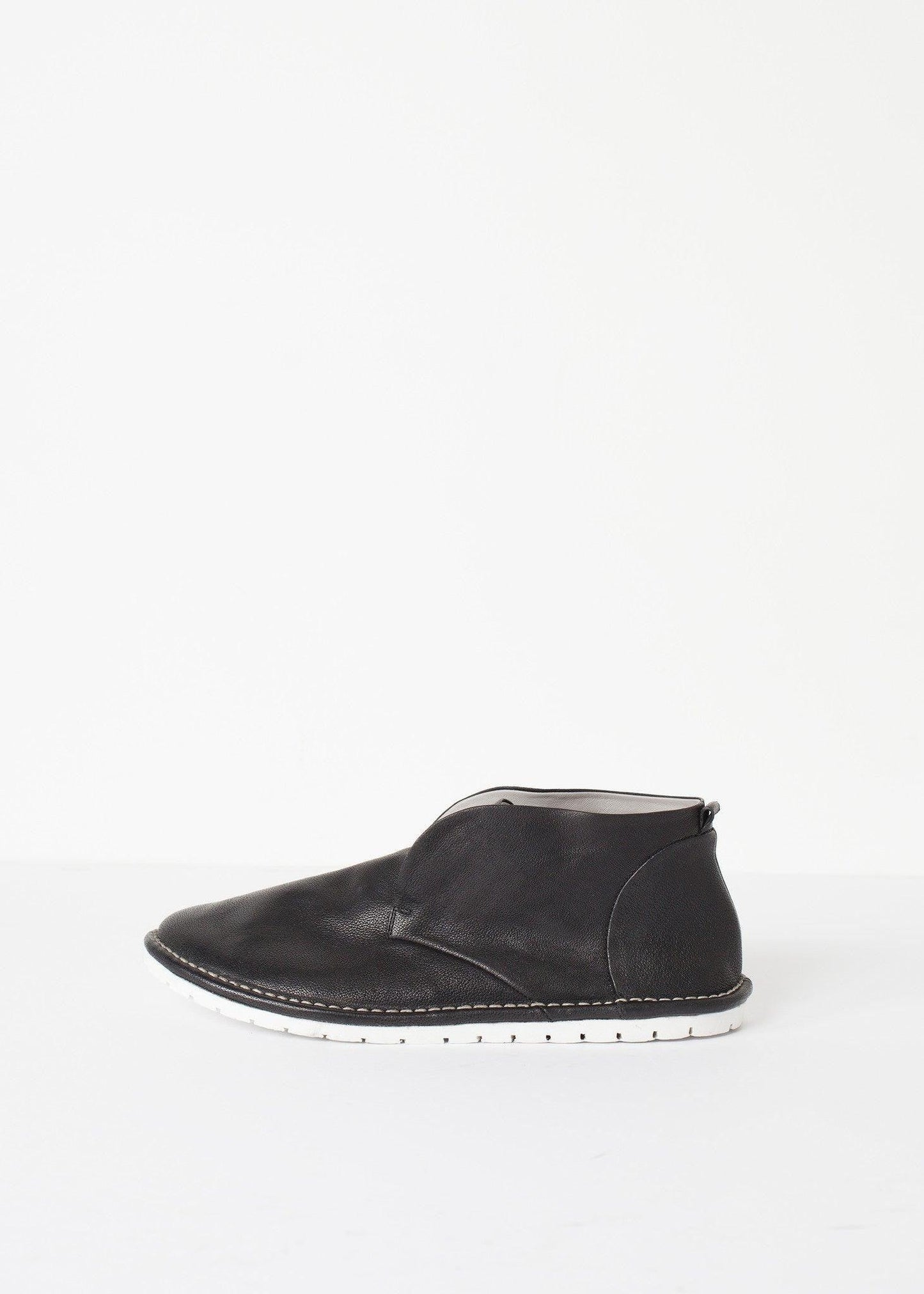 Laceless Sneaker.