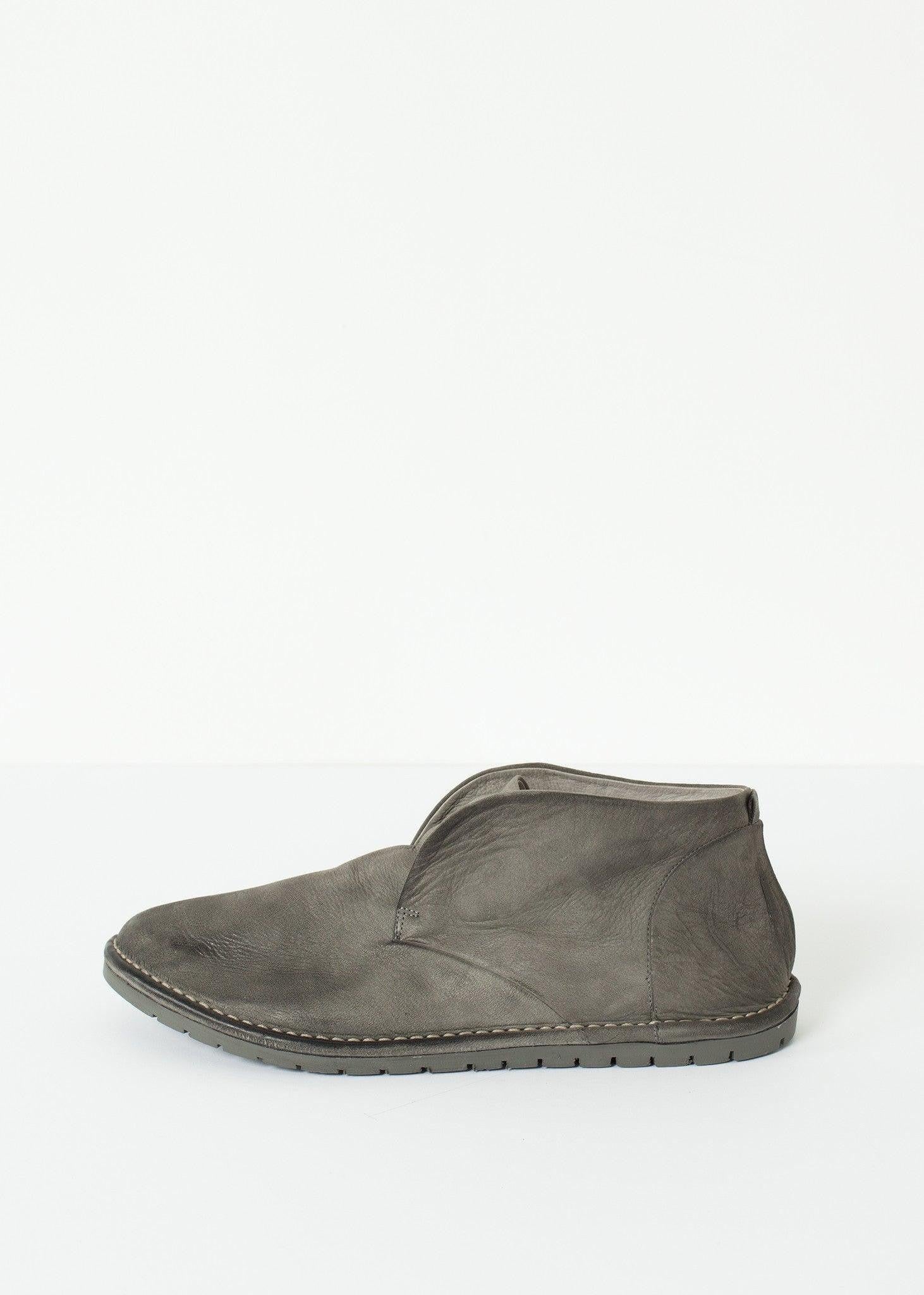 Laceless Sneaker.