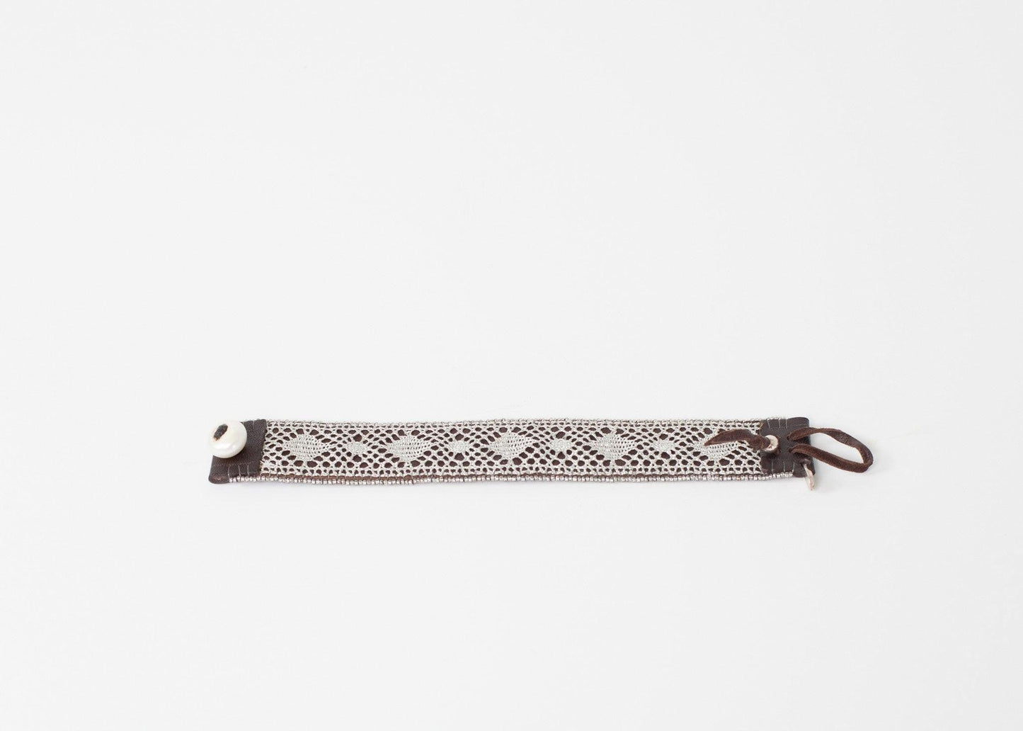 Leace Cuff.