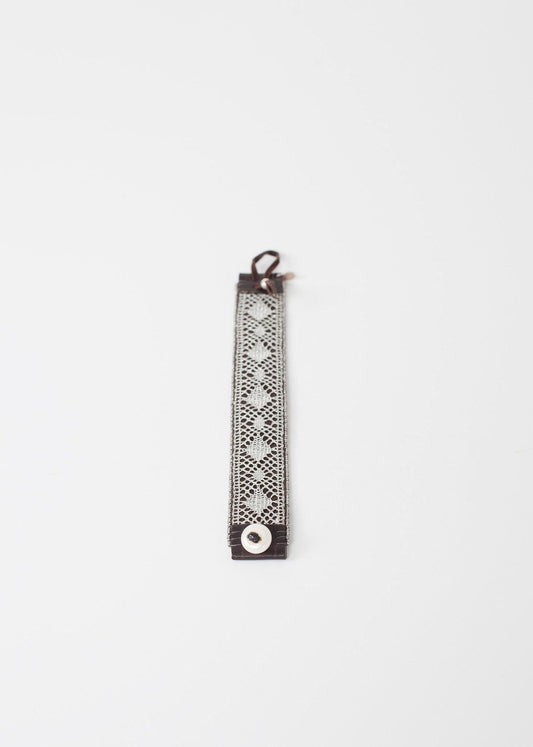 Leace Cuff.