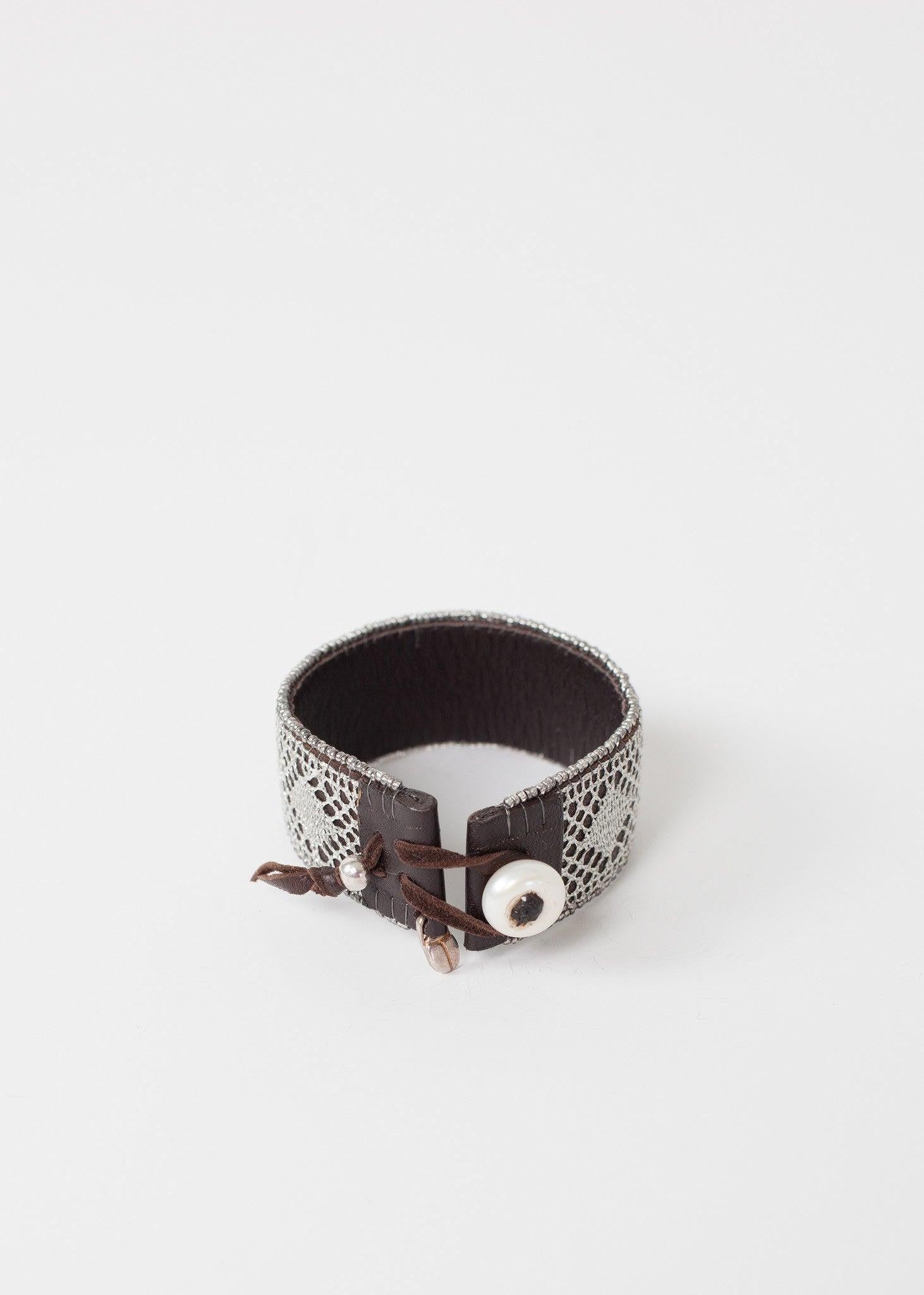 Leace Cuff.