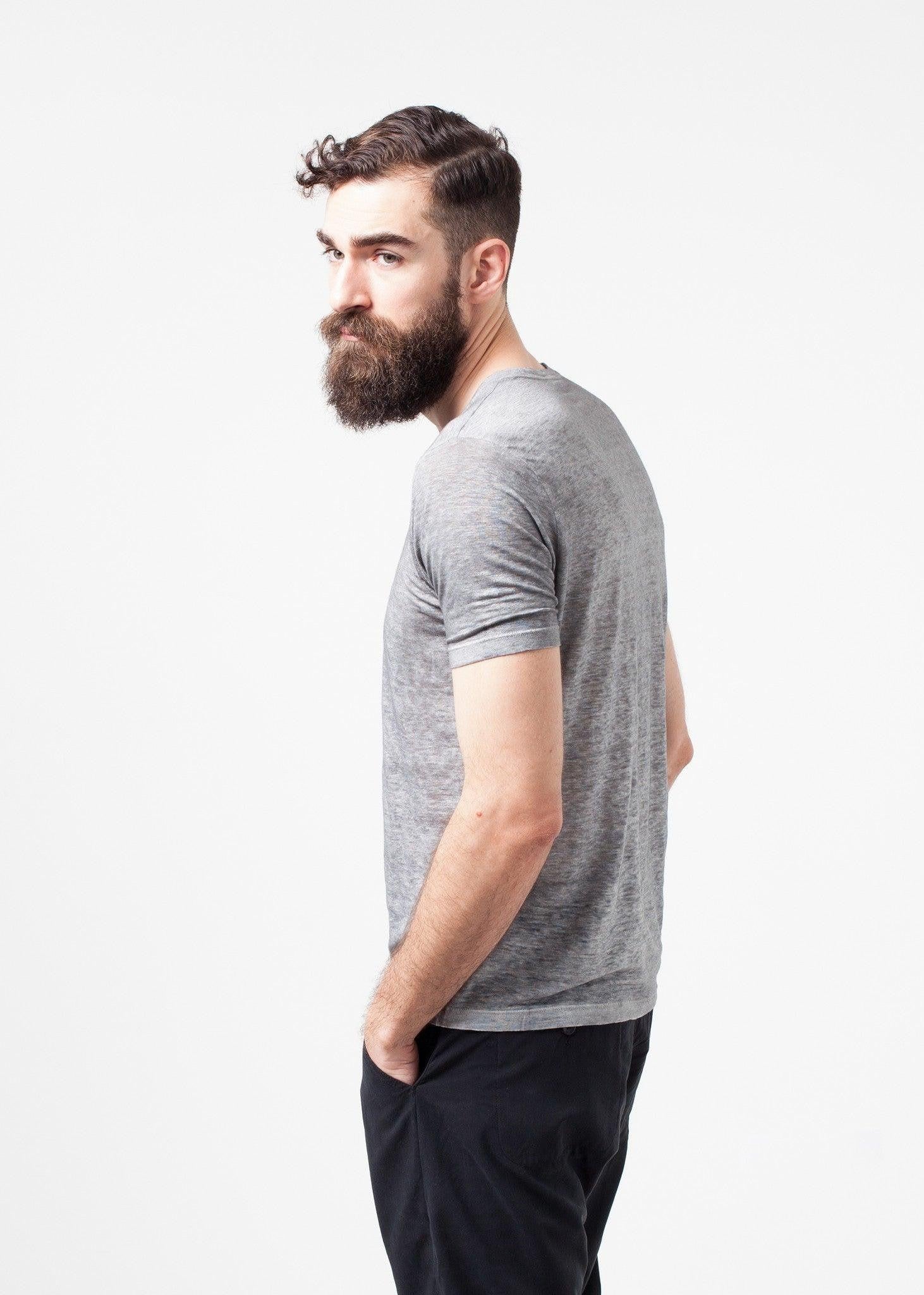 Linen T-shirt in Dolphin.