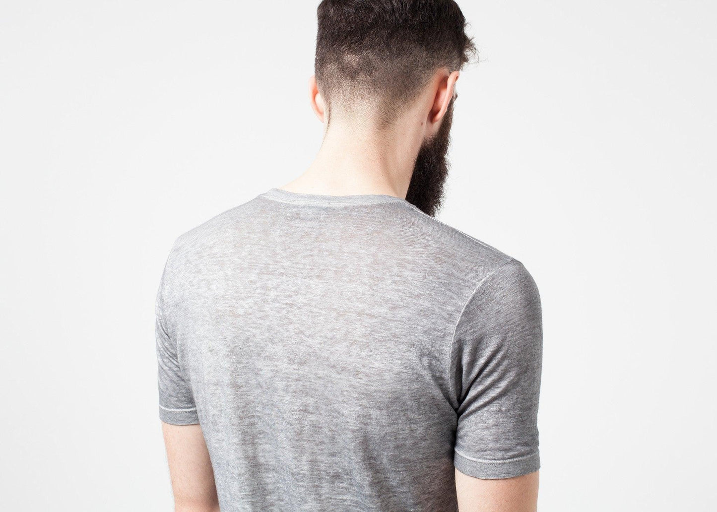 Linen T-shirt in Dolphin.