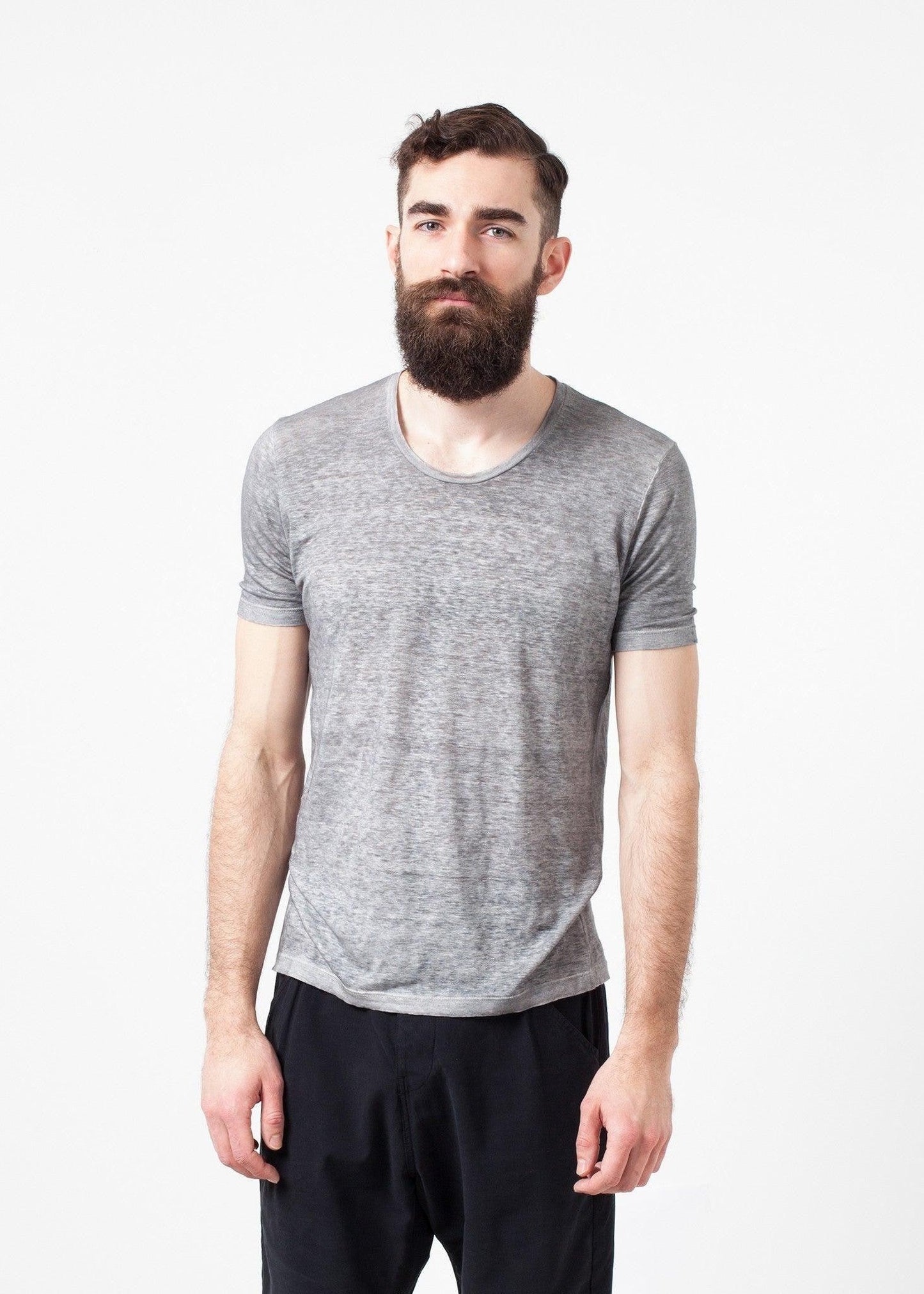 Linen T-shirt in Dolphin.