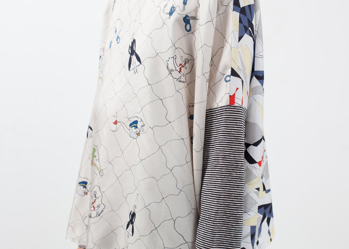 Long Sleeve Box Blouse.